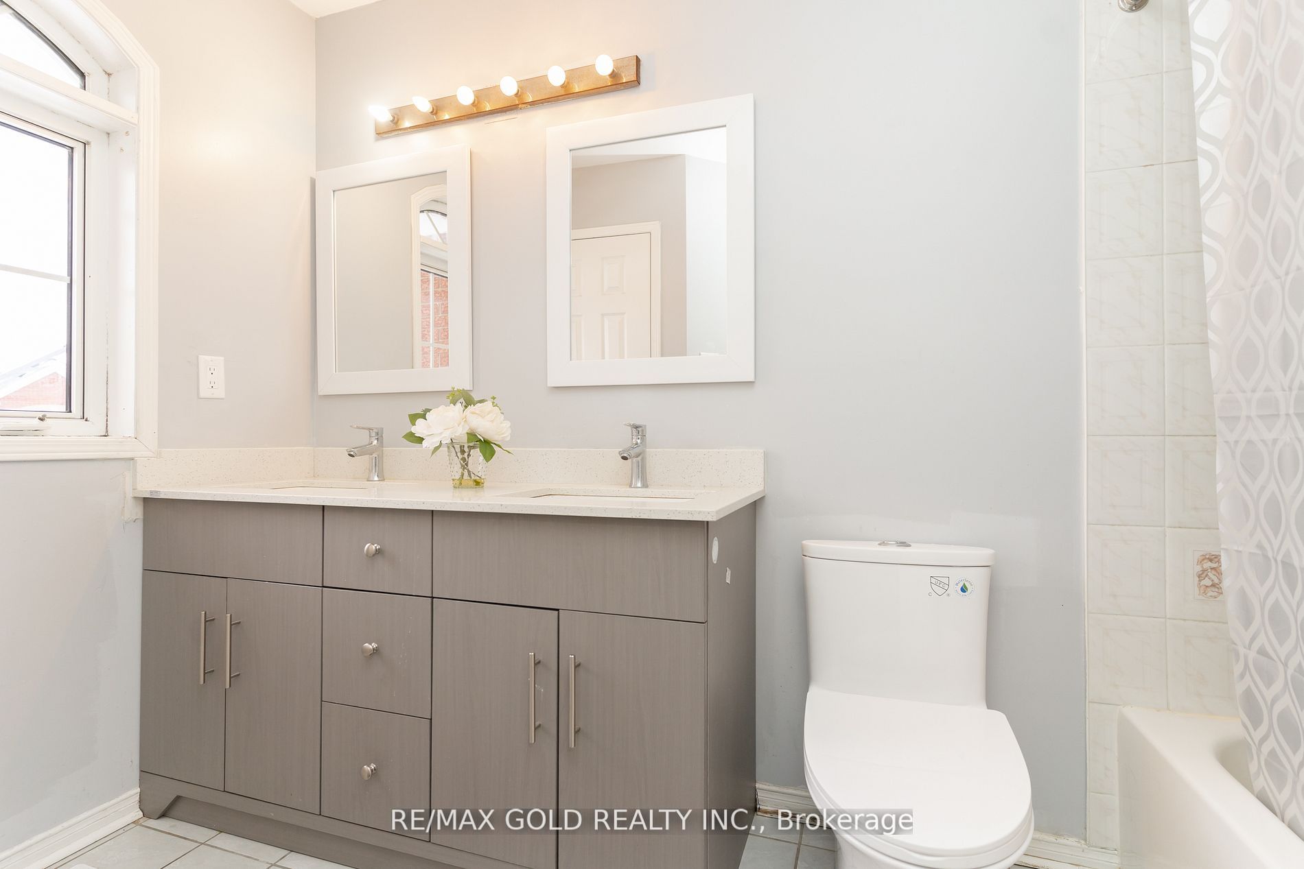 3 Great Plains Street Property Photo 27