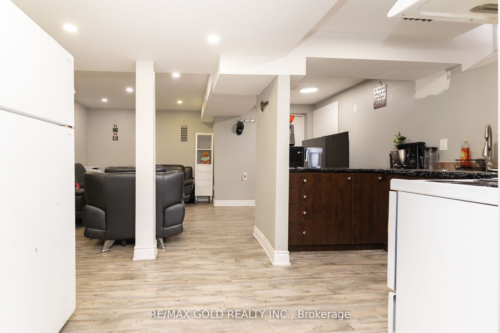 3 Great Plains Street Property Photo 34
