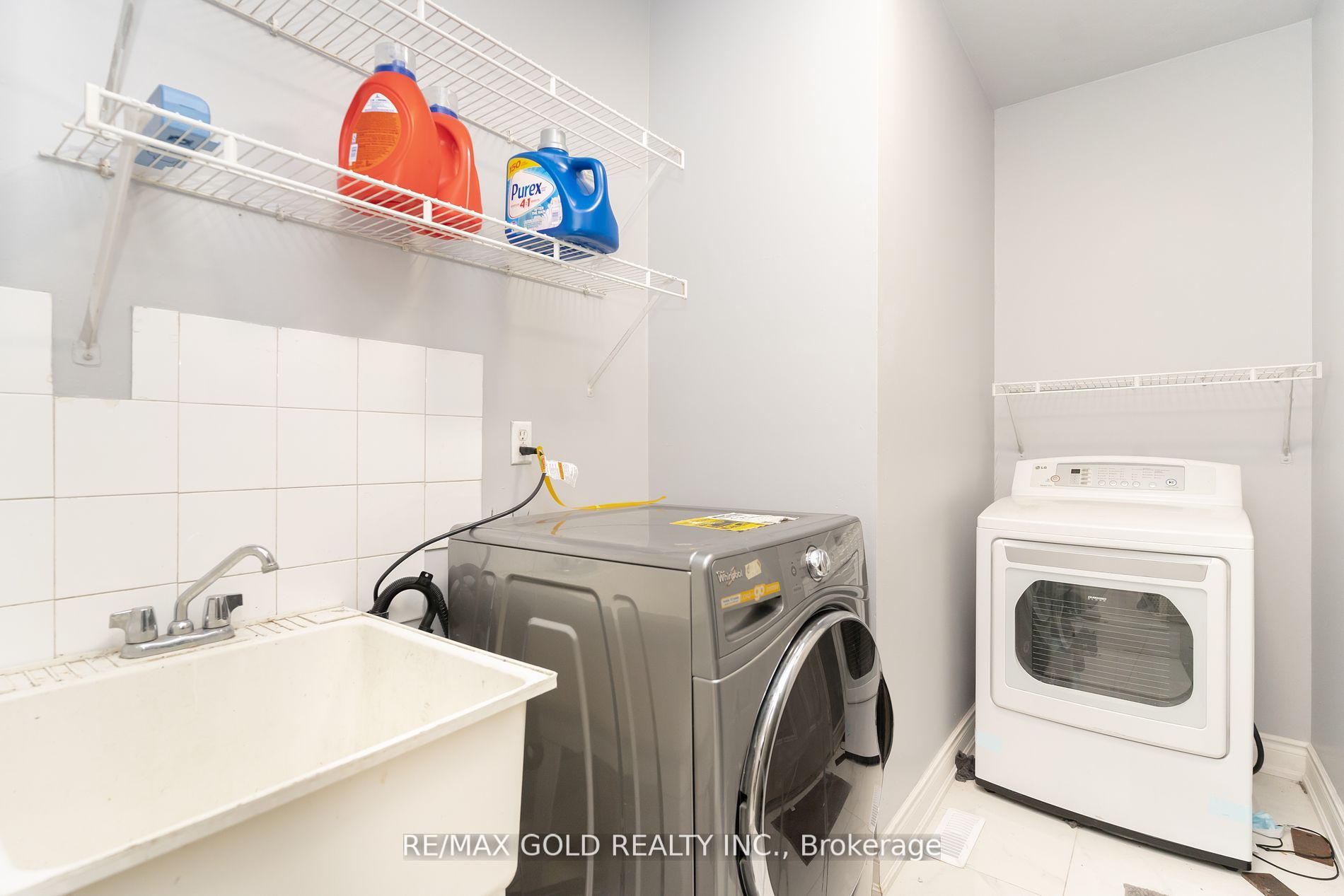 3 Great Plains Street Property Photo 38