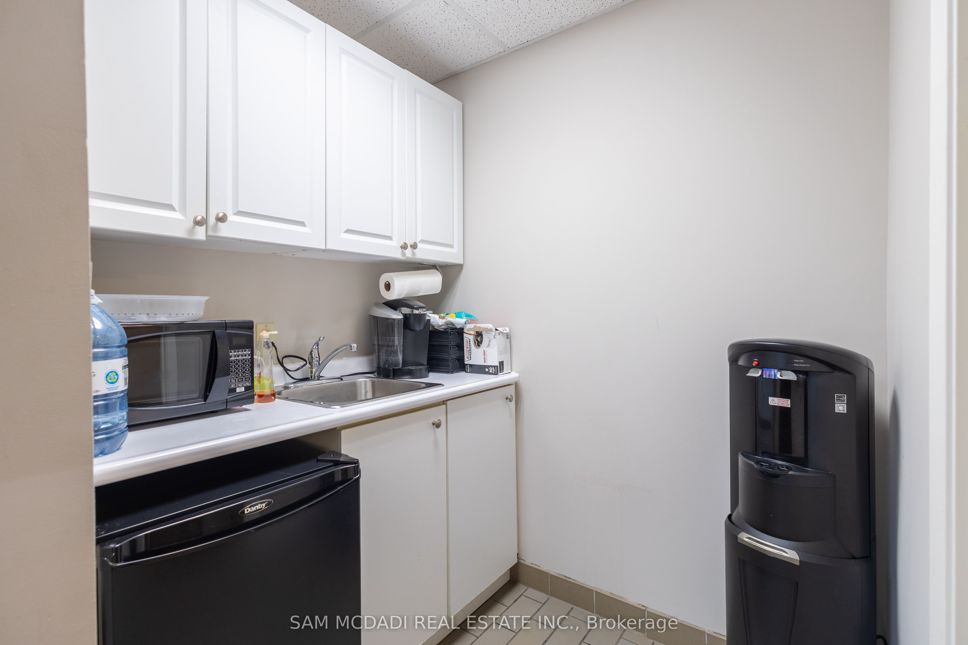 #204 - 120 Traders Boulevard Property Photo 9