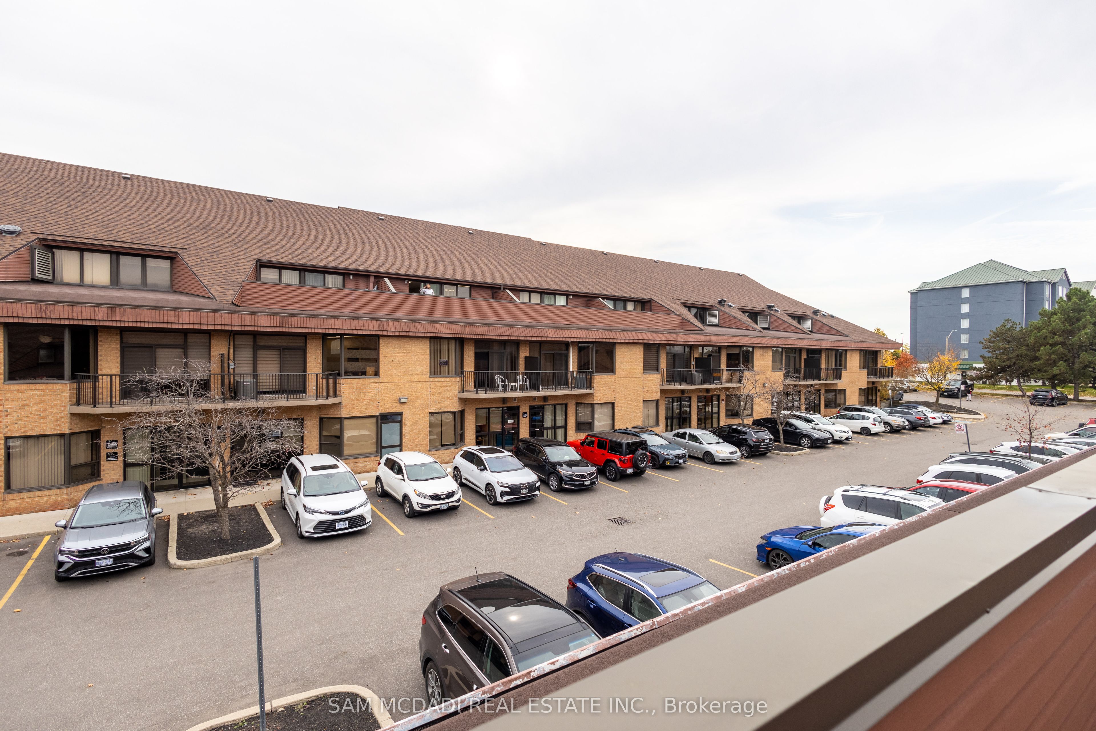 #204 - 120 Traders Boulevard Property Photo 17