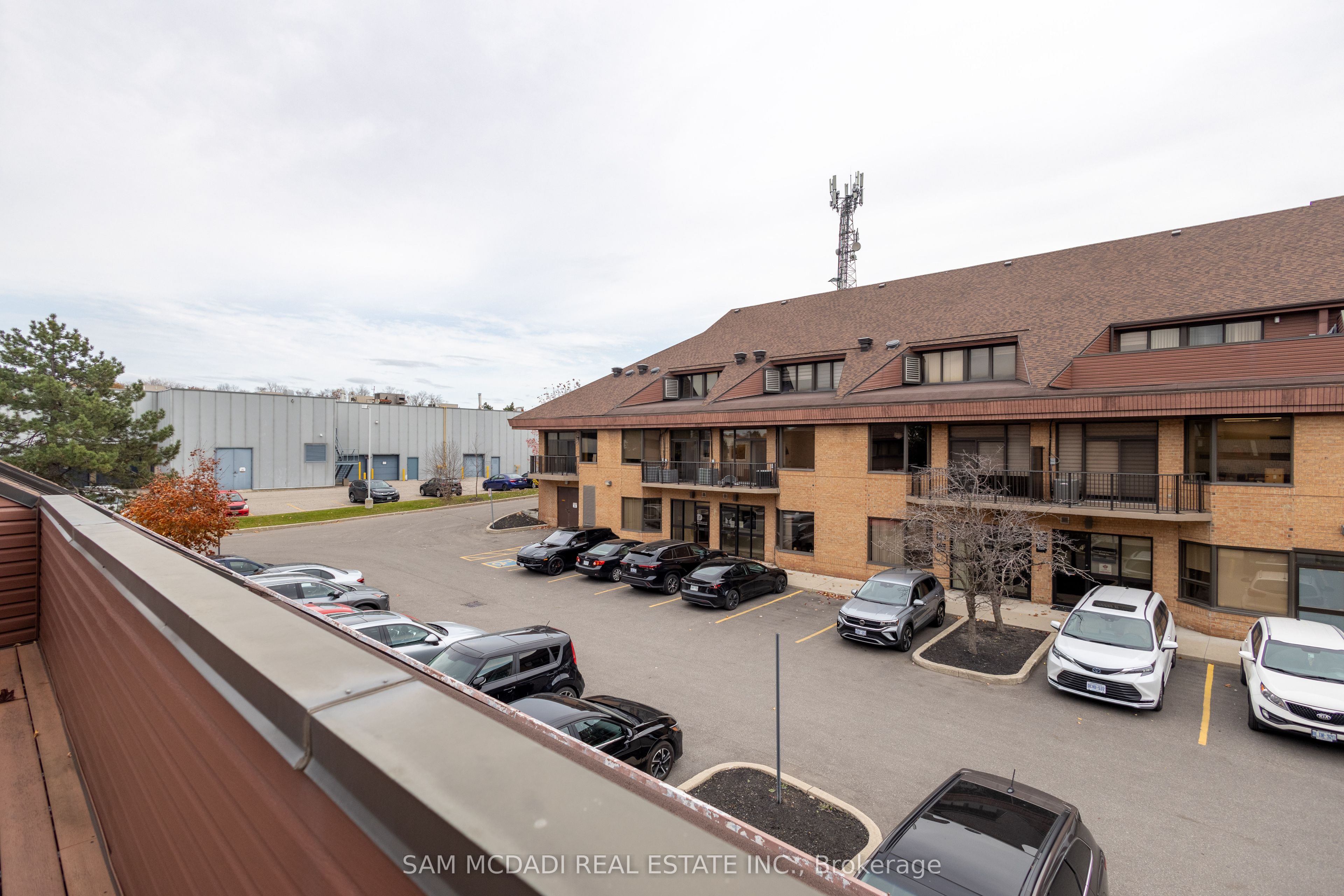 #204 - 120 Traders Boulevard Property Photo 18