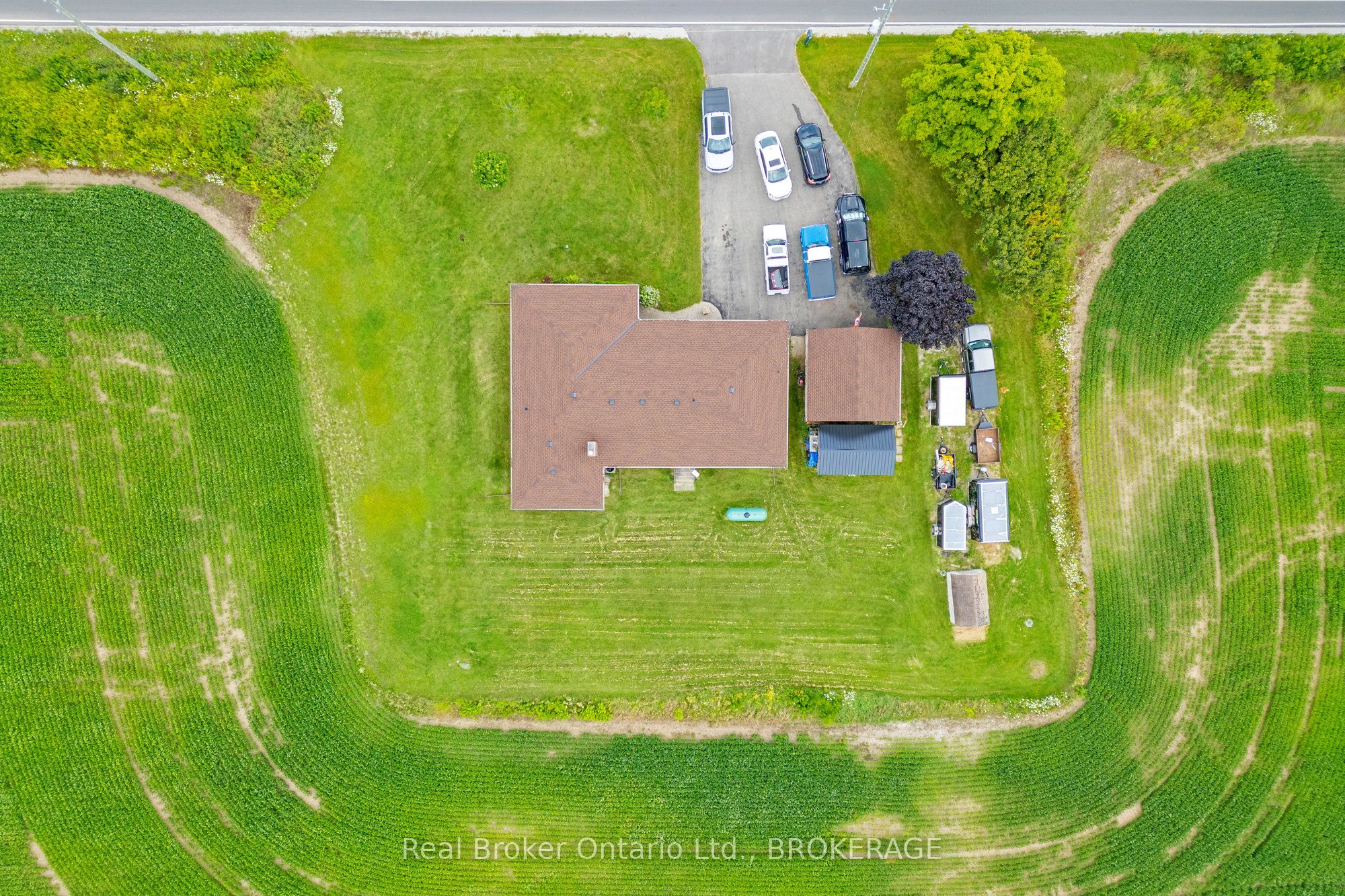 9110 Tenth Line Property Photo 36