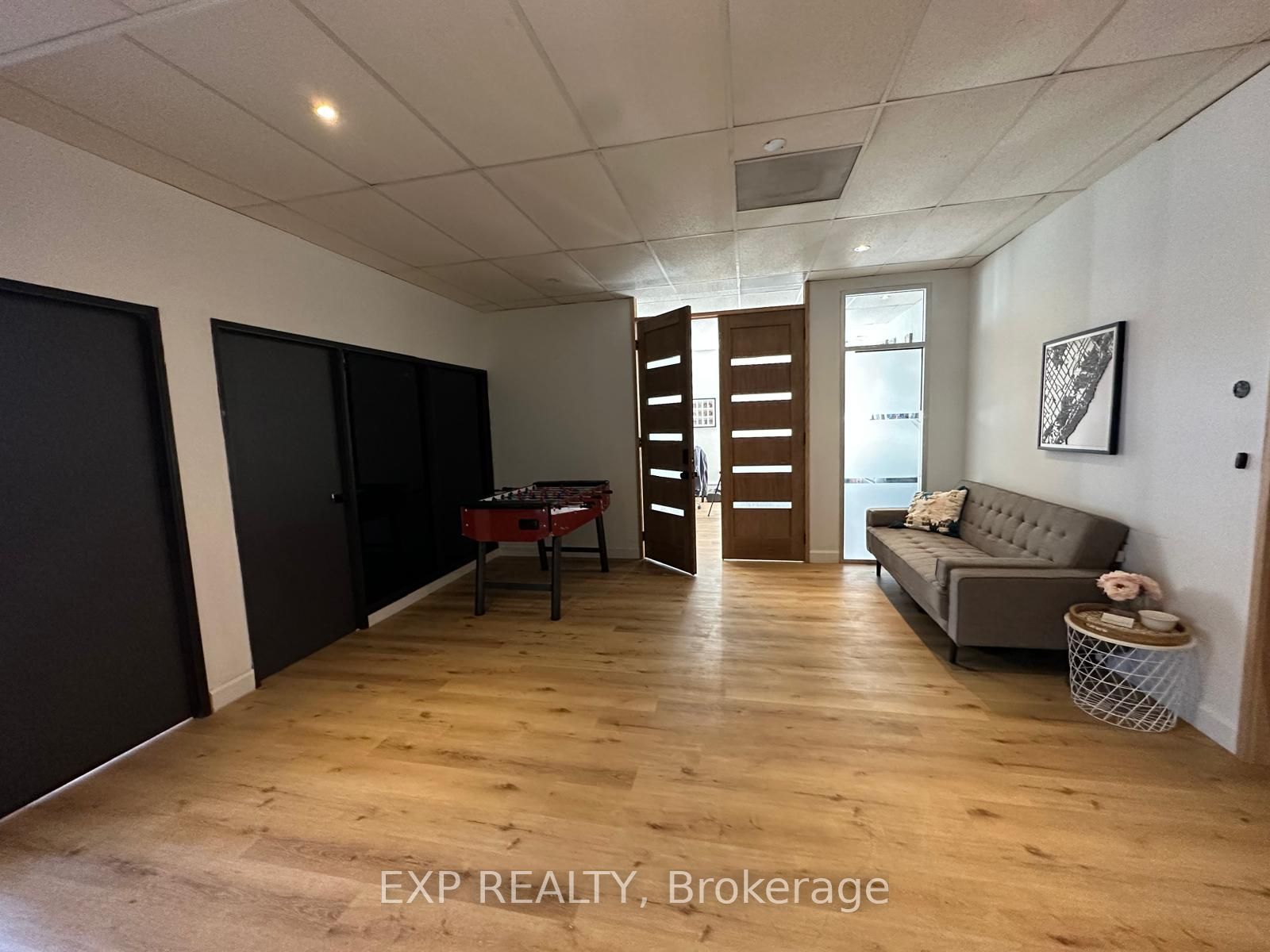 #200 - 534 Brant Street Property Photo 7
