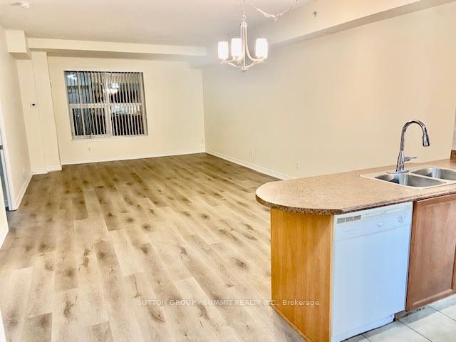 #312 - 350 Princess Royal Drive Property Photo 2