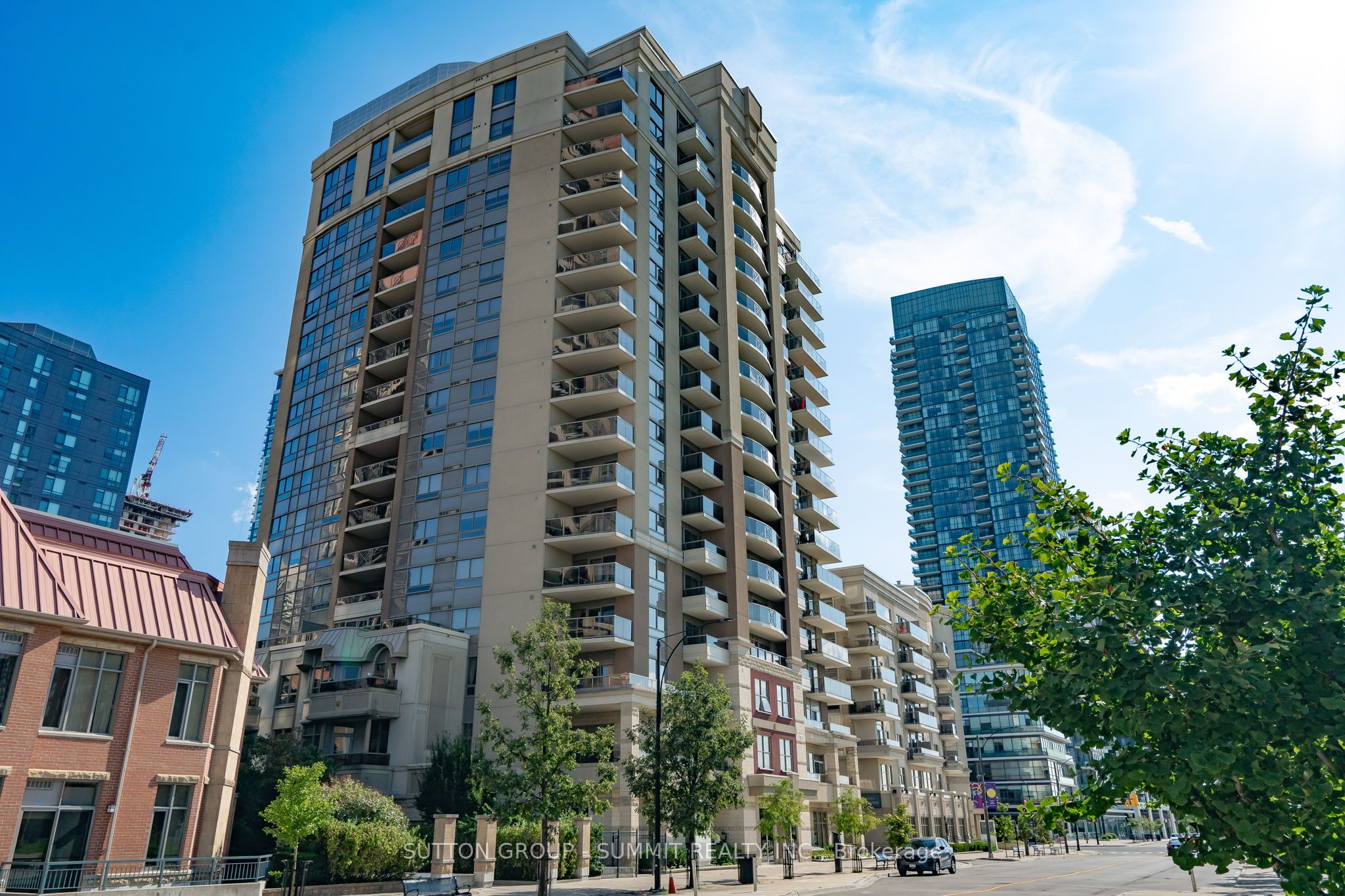 #312 - 350 Princess Royal Drive Property Photo 12