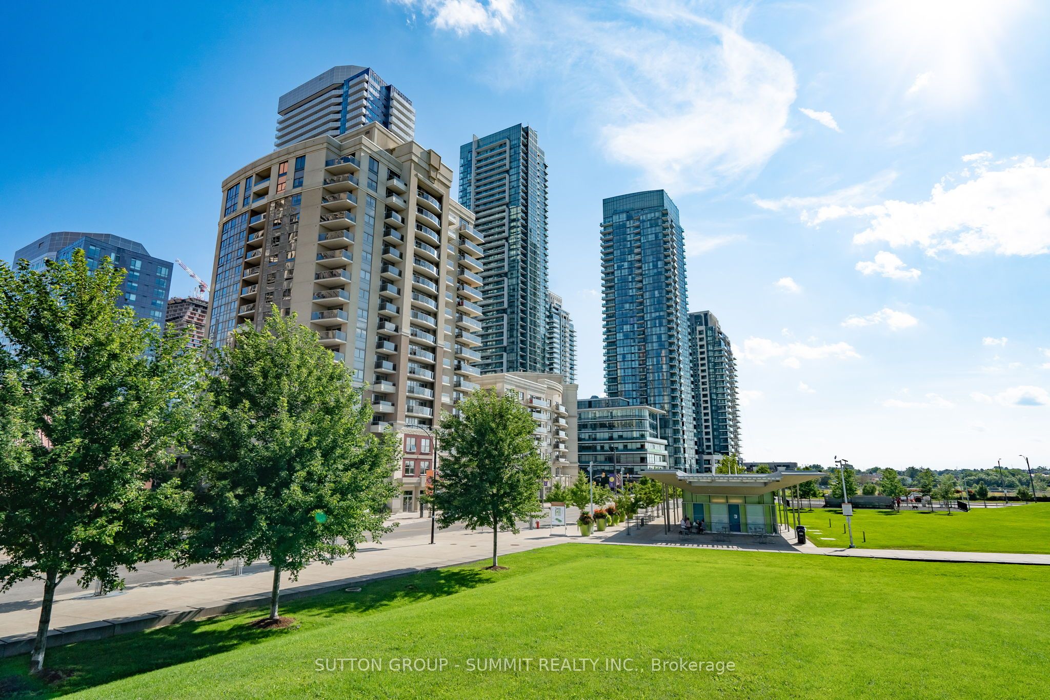 #312 - 350 Princess Royal Drive Property Photo 13