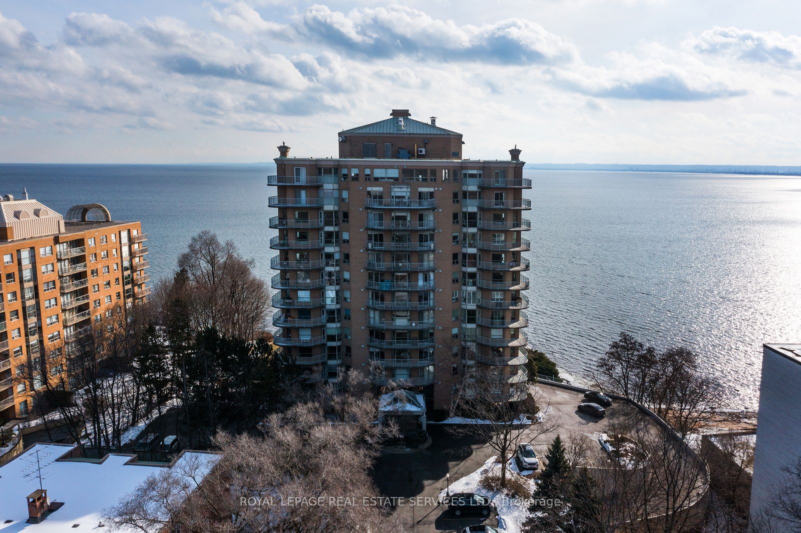 #ph11c - 2190 Lakeshore Road Property Photo 1