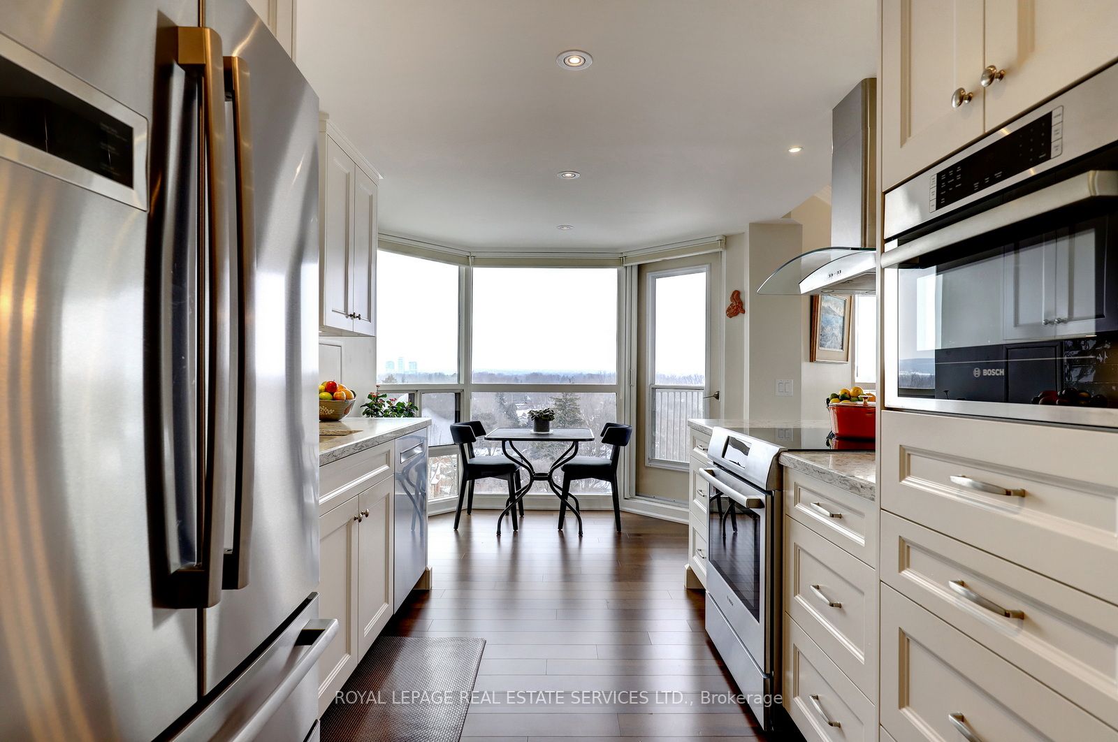 #ph11c - 2190 Lakeshore Road Property Photo 12