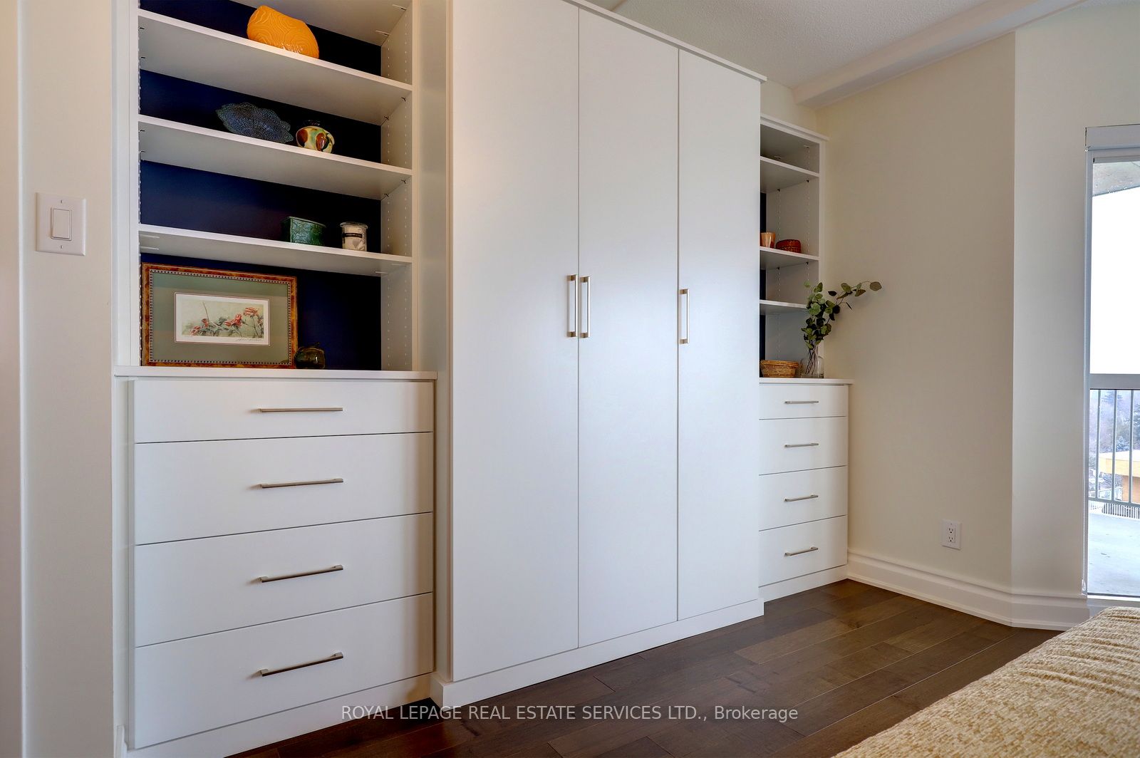 #ph11c - 2190 Lakeshore Road Property Photo 19