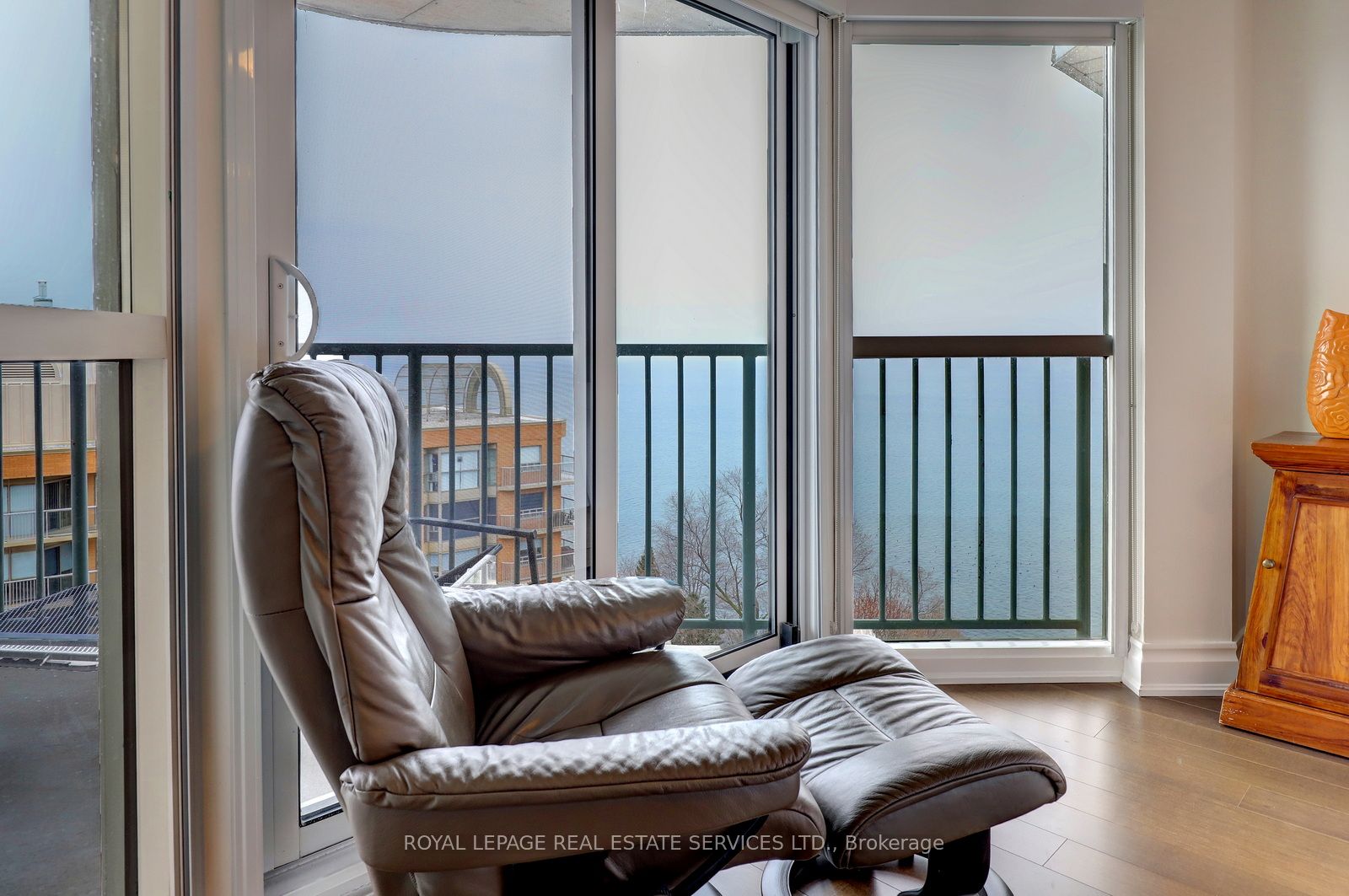 #ph11c - 2190 Lakeshore Road Property Photo 20