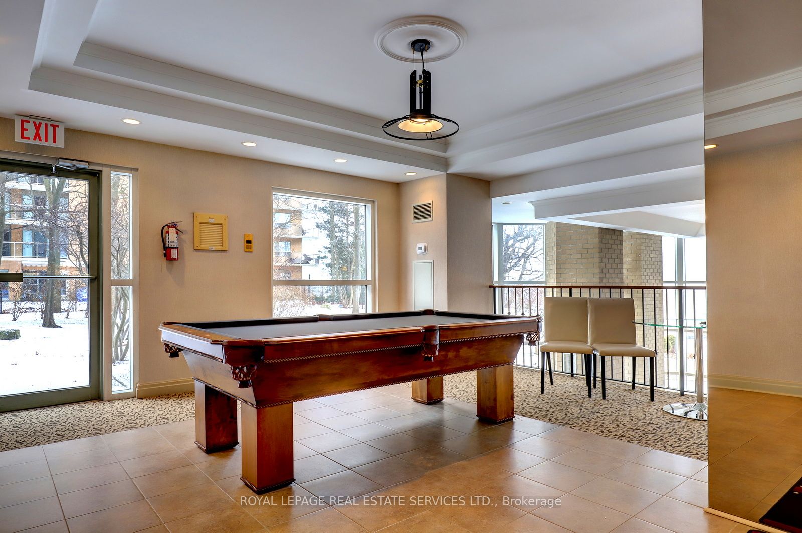 #ph11c - 2190 Lakeshore Road Property Photo 30