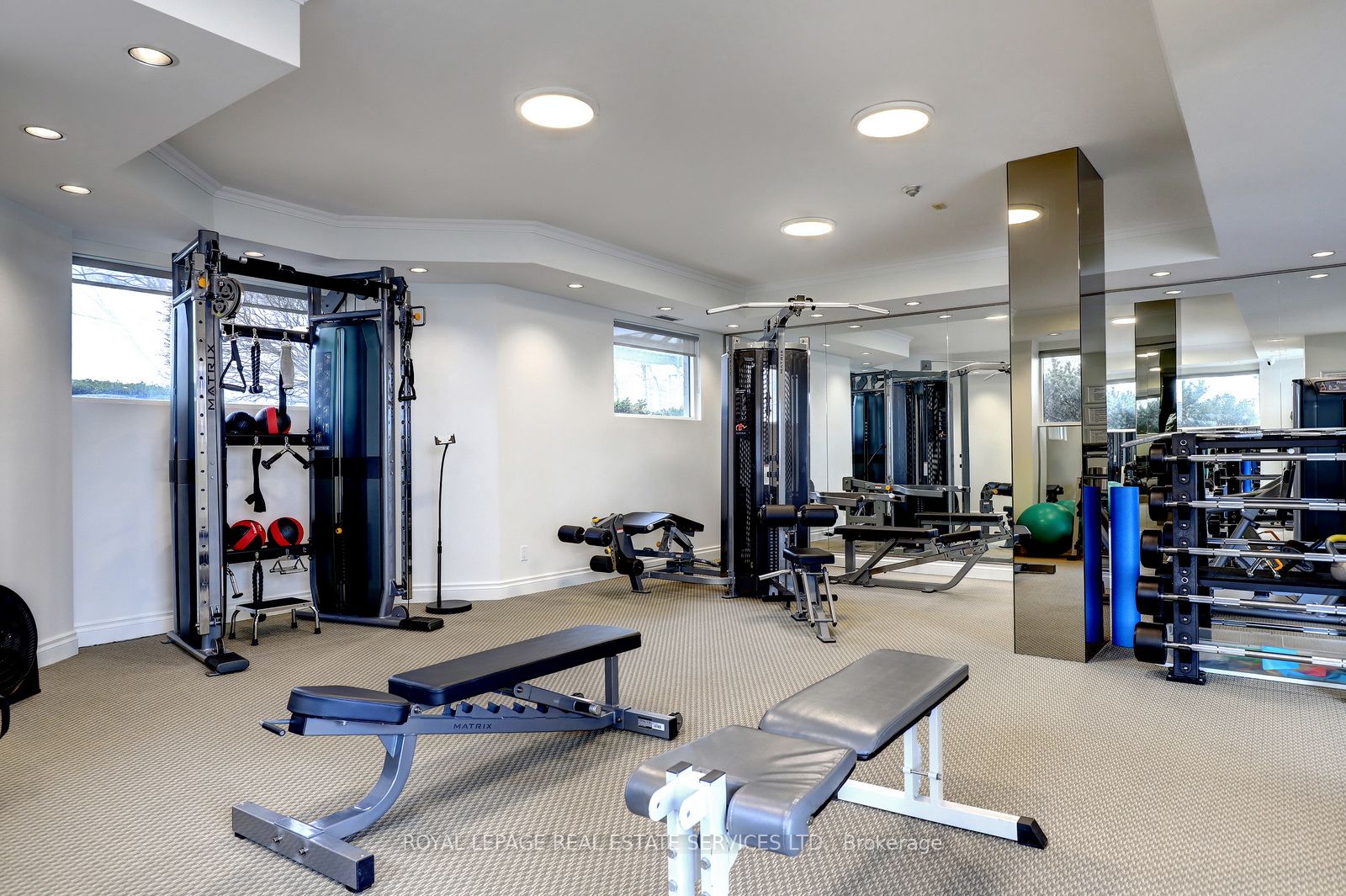 #ph11c - 2190 Lakeshore Road Property Photo 35