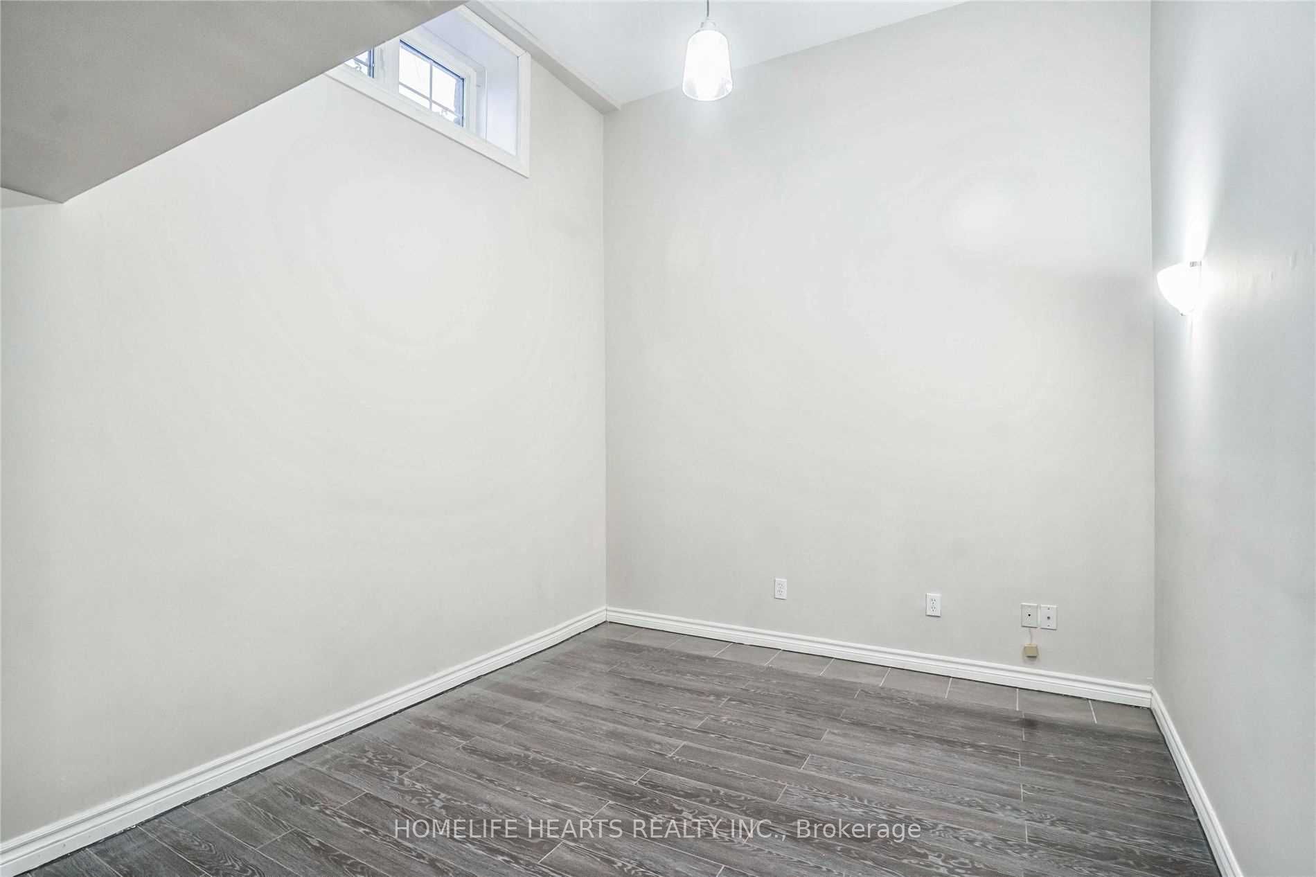 2360 Britannia Road 1 Property Photo 36
