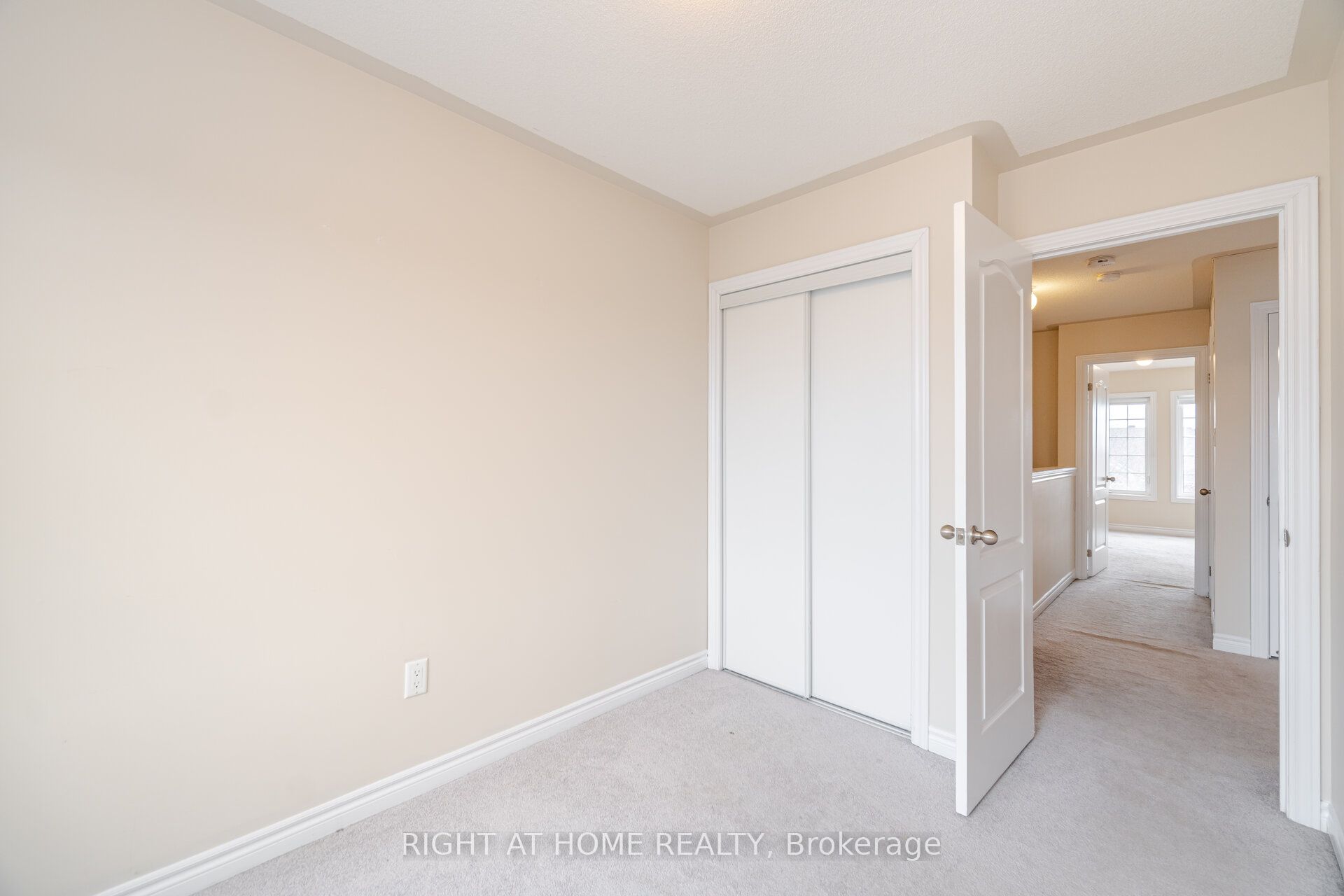 7120 Triumph Lane Property Photo 29