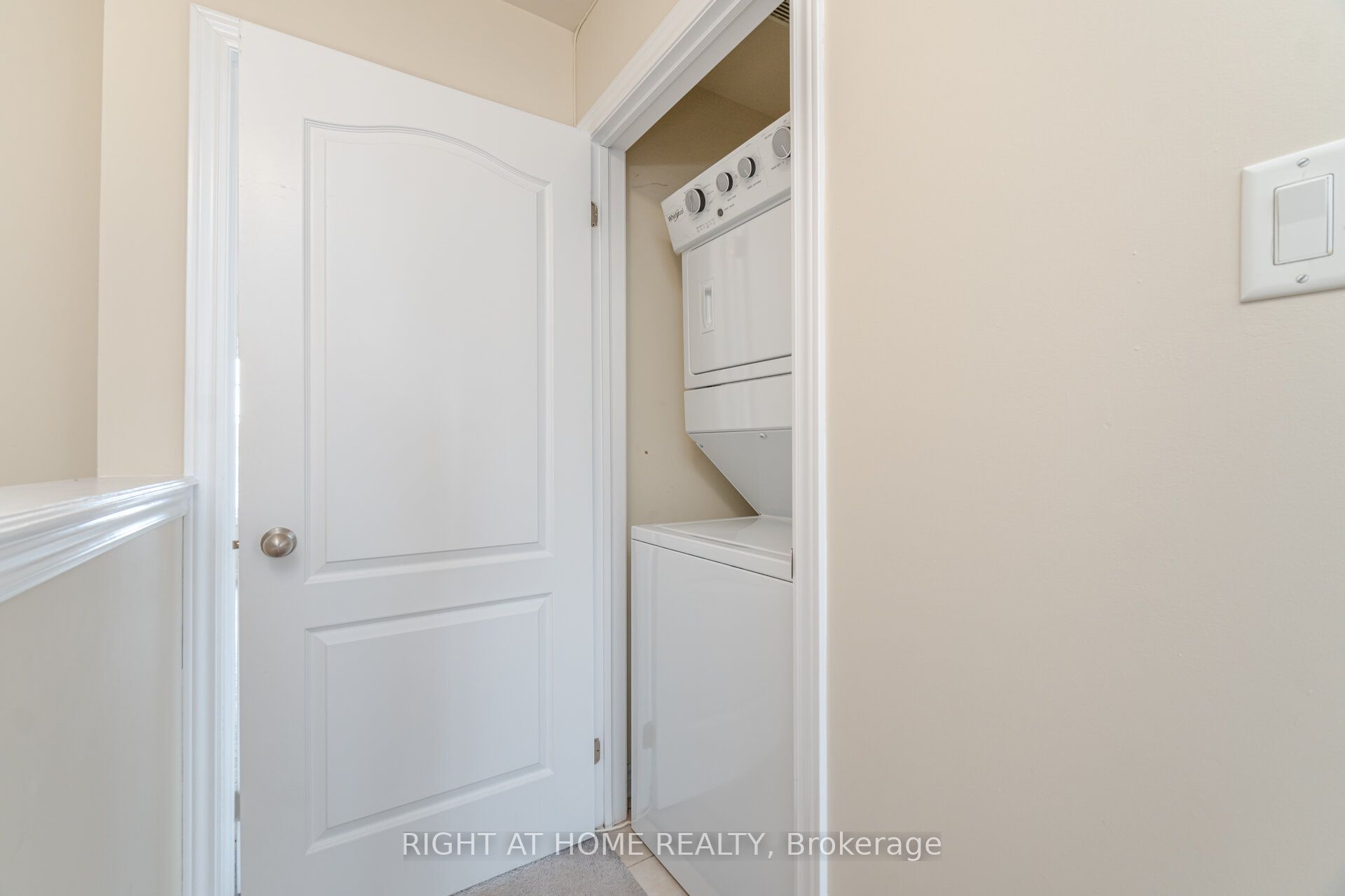 7120 Triumph Lane Property Photo 31