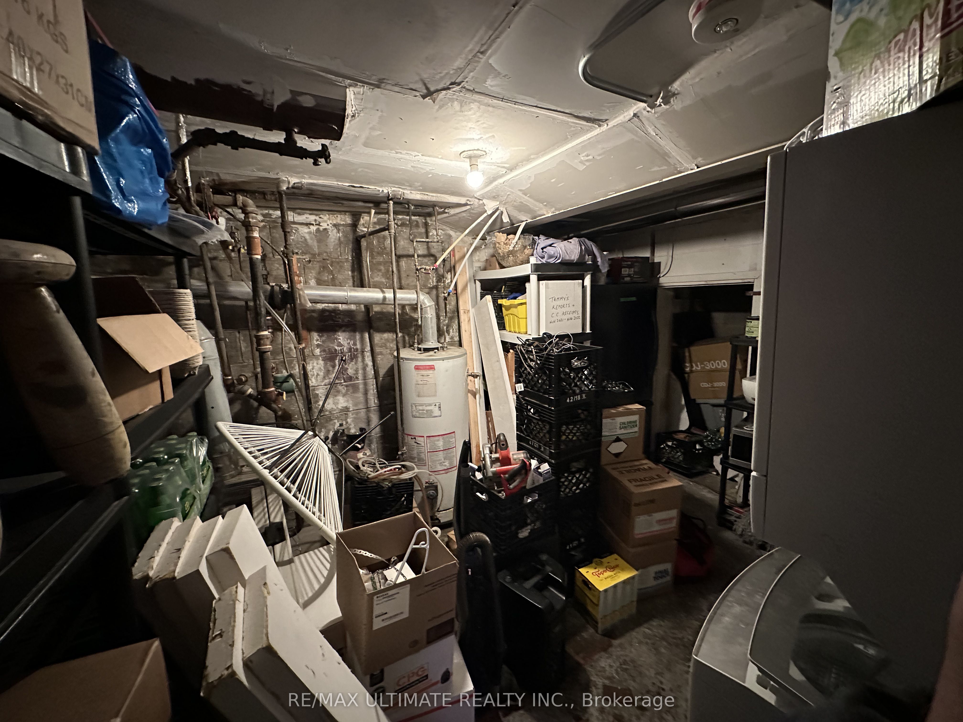 1662 Queen Street Property Photo 11