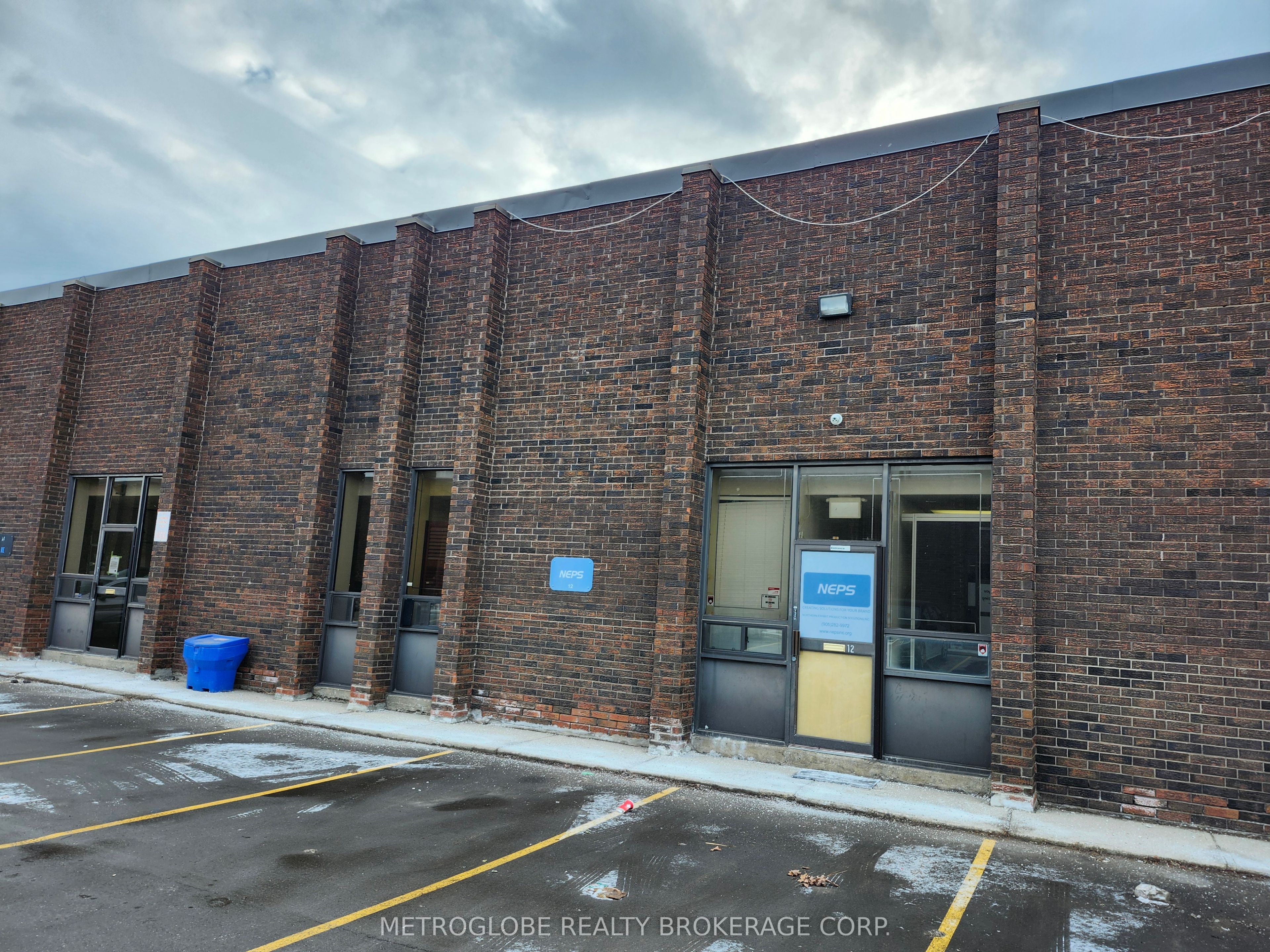 #12 - 1645 Sismet Road Property Photo 1