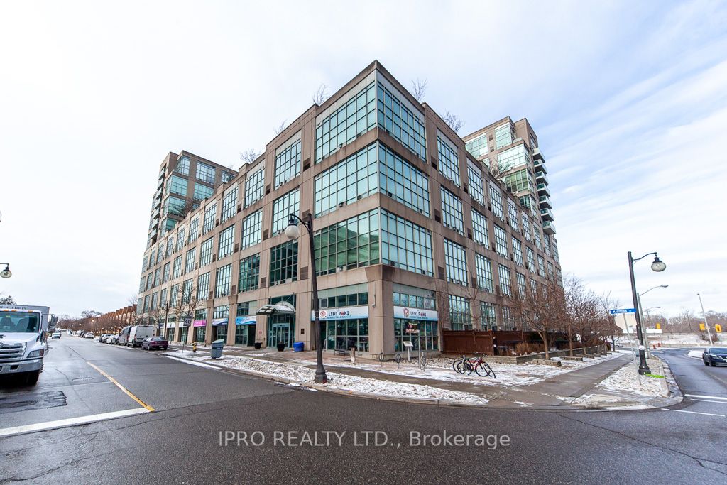 #5 - 272 Manitoba Street Property Photo 2