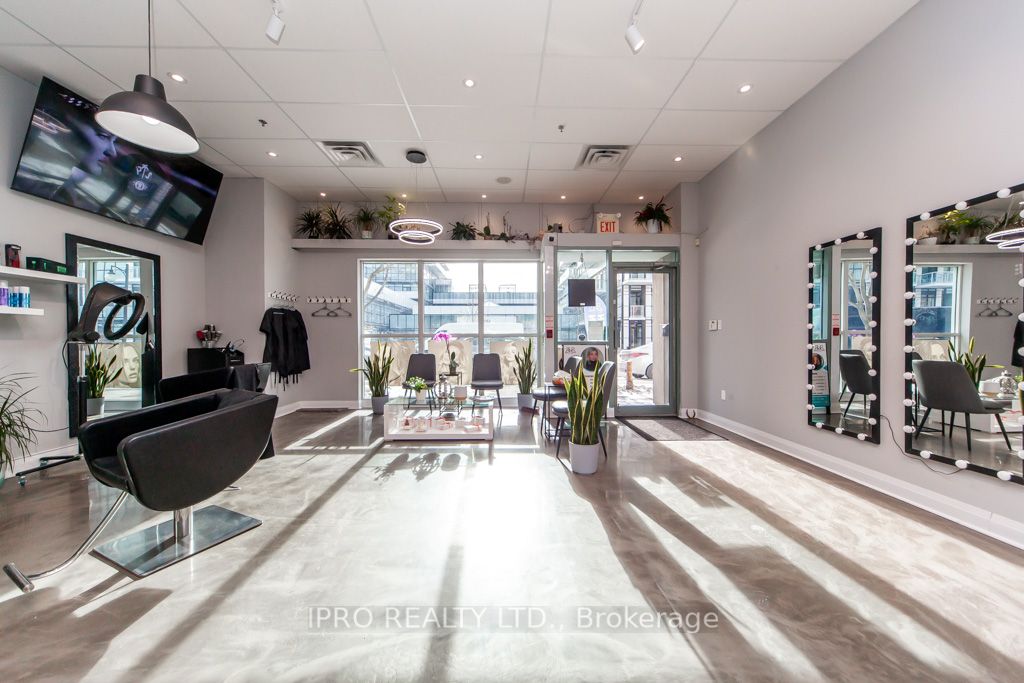 #5 - 272 Manitoba Street Property Photo 18