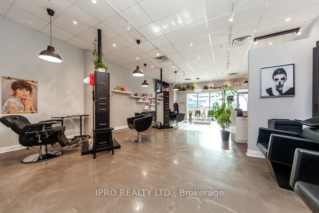 #5 - 272 Manitoba Street Property Photo 24