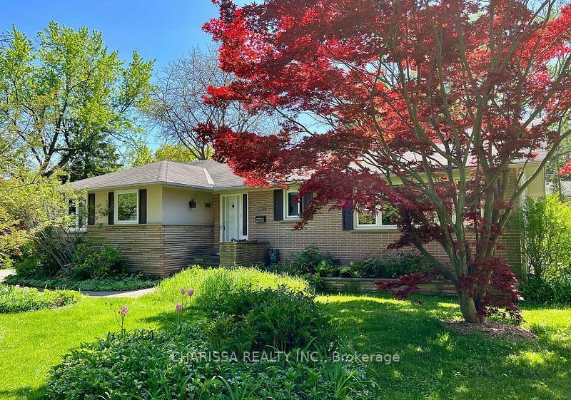 1238 Donlea Crescent Property Photo 4