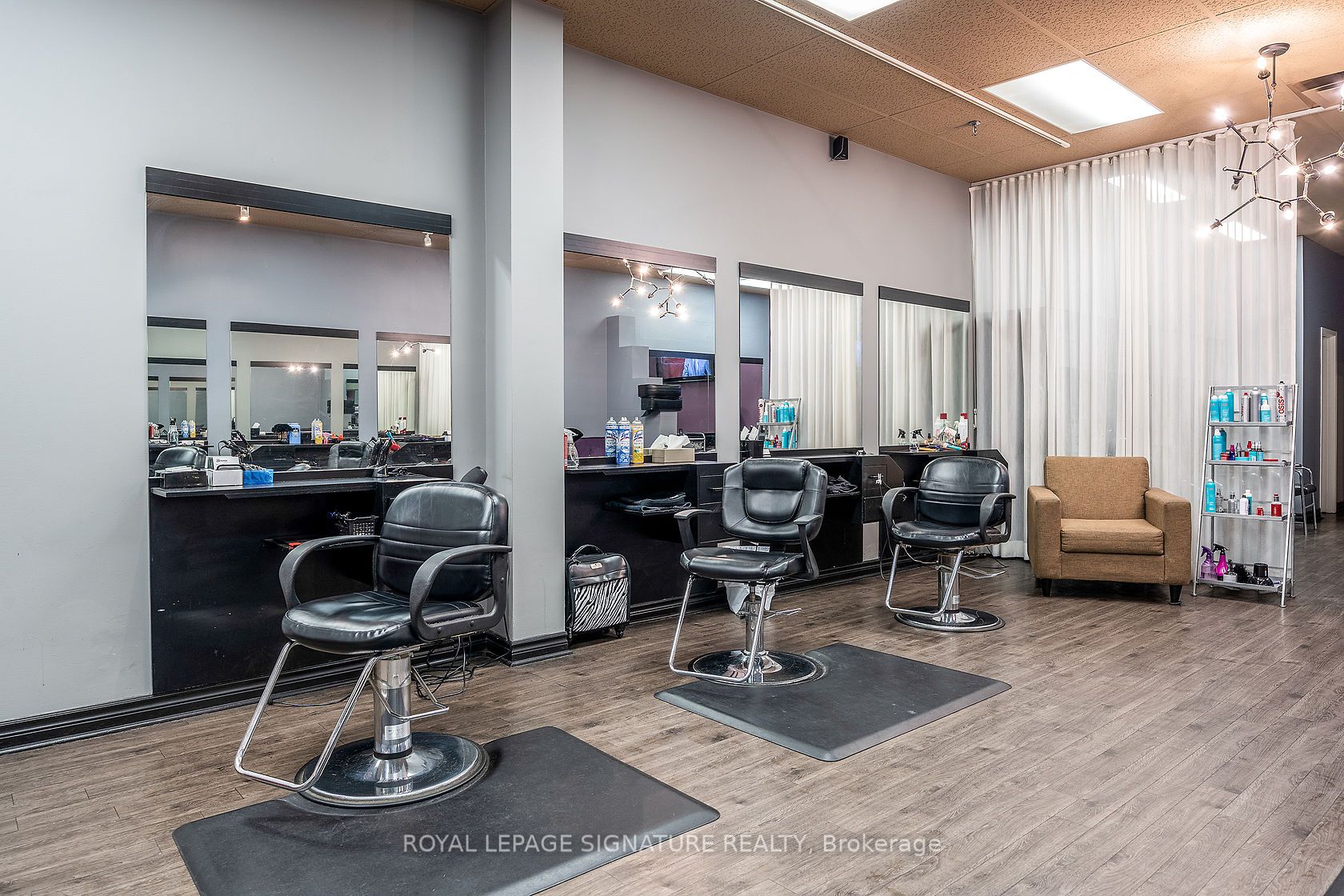 #b4 - 55 Ontario Street Property Photo 10