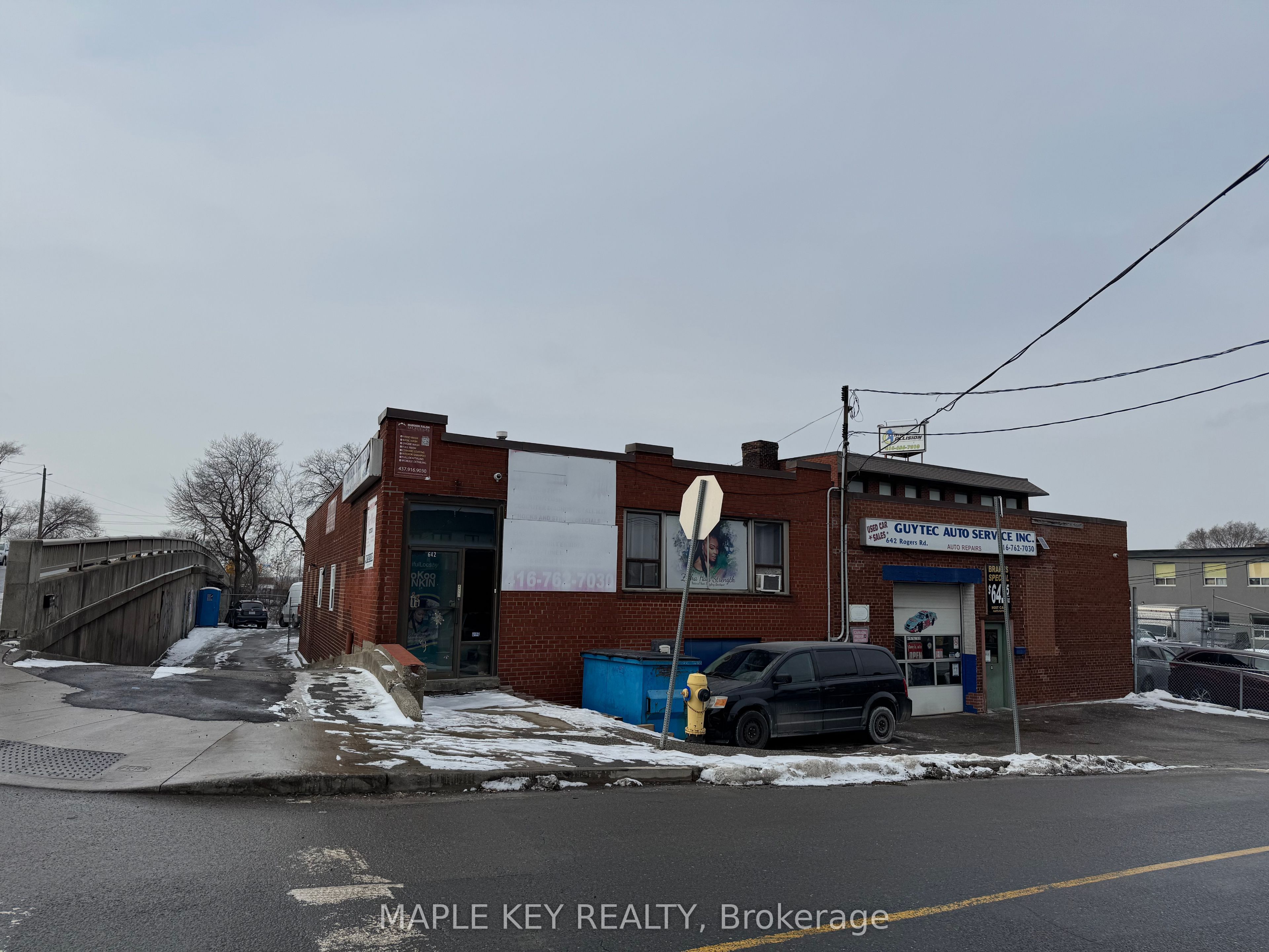 642 Rogers Road Property Photo 2