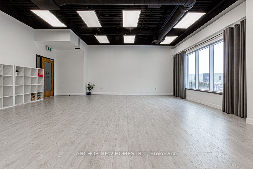 #207 - 3475 Rebecca Street Property Photo 1