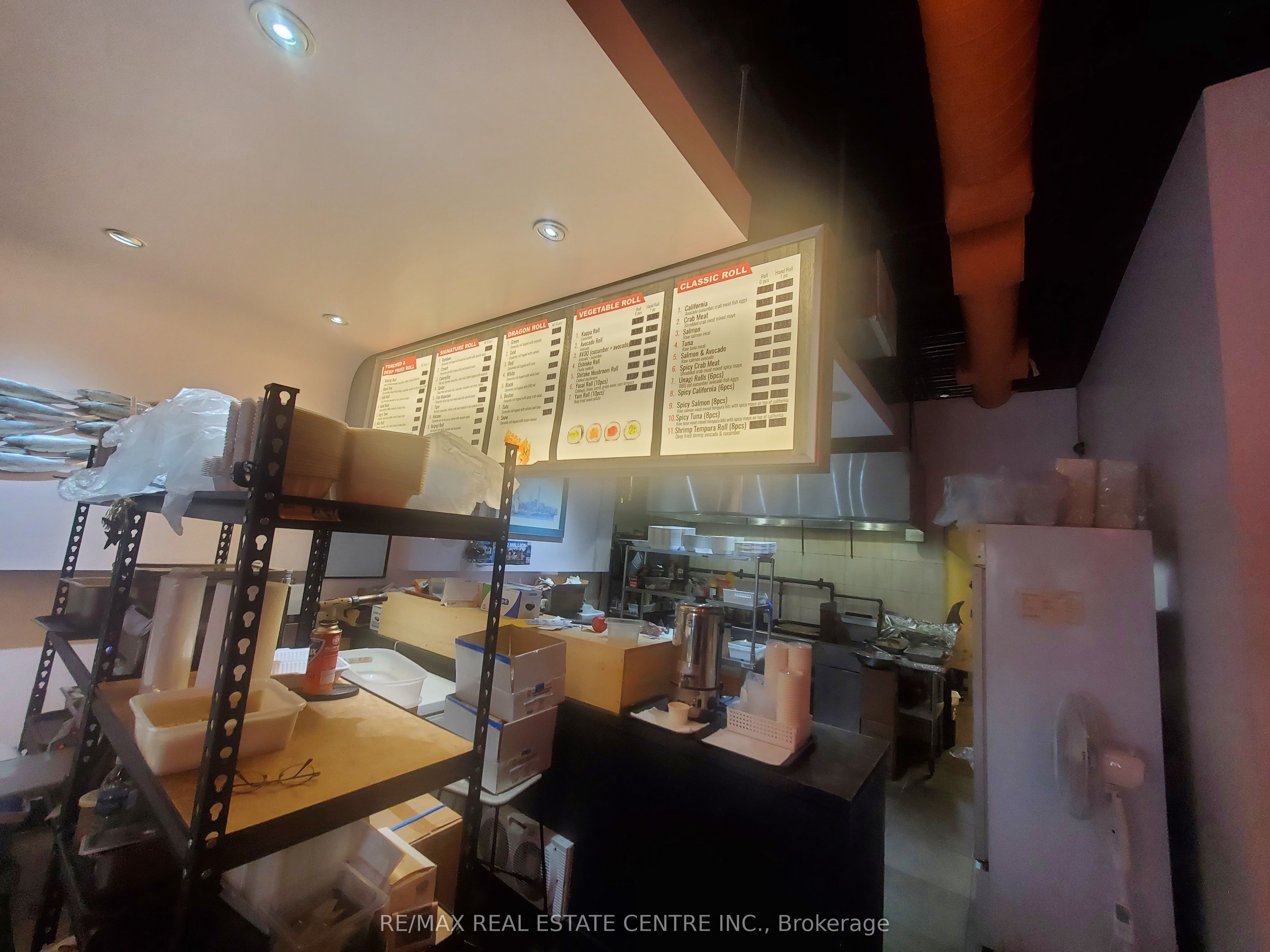 #4 - 645 Lakeshore Road Property Photo 10