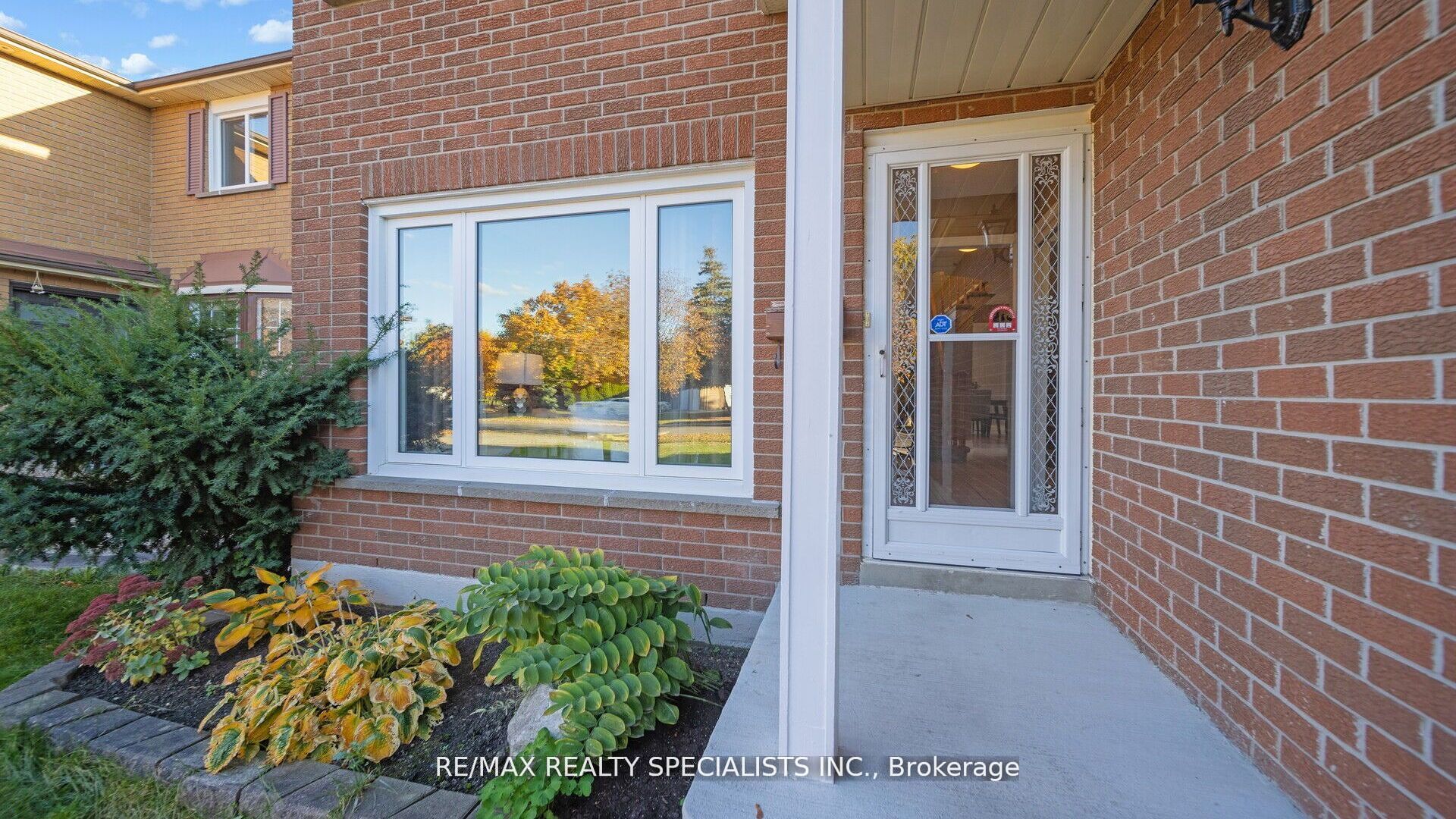 12 Willowcrest Court Property Photo 5