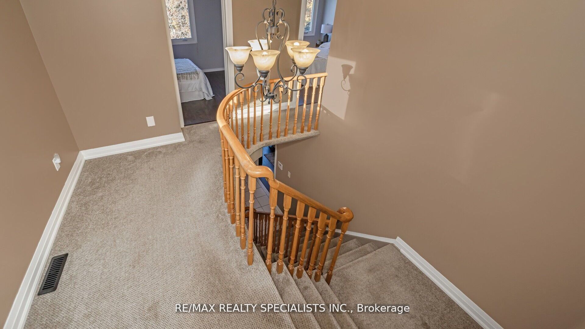 12 Willowcrest Court Property Photo 20