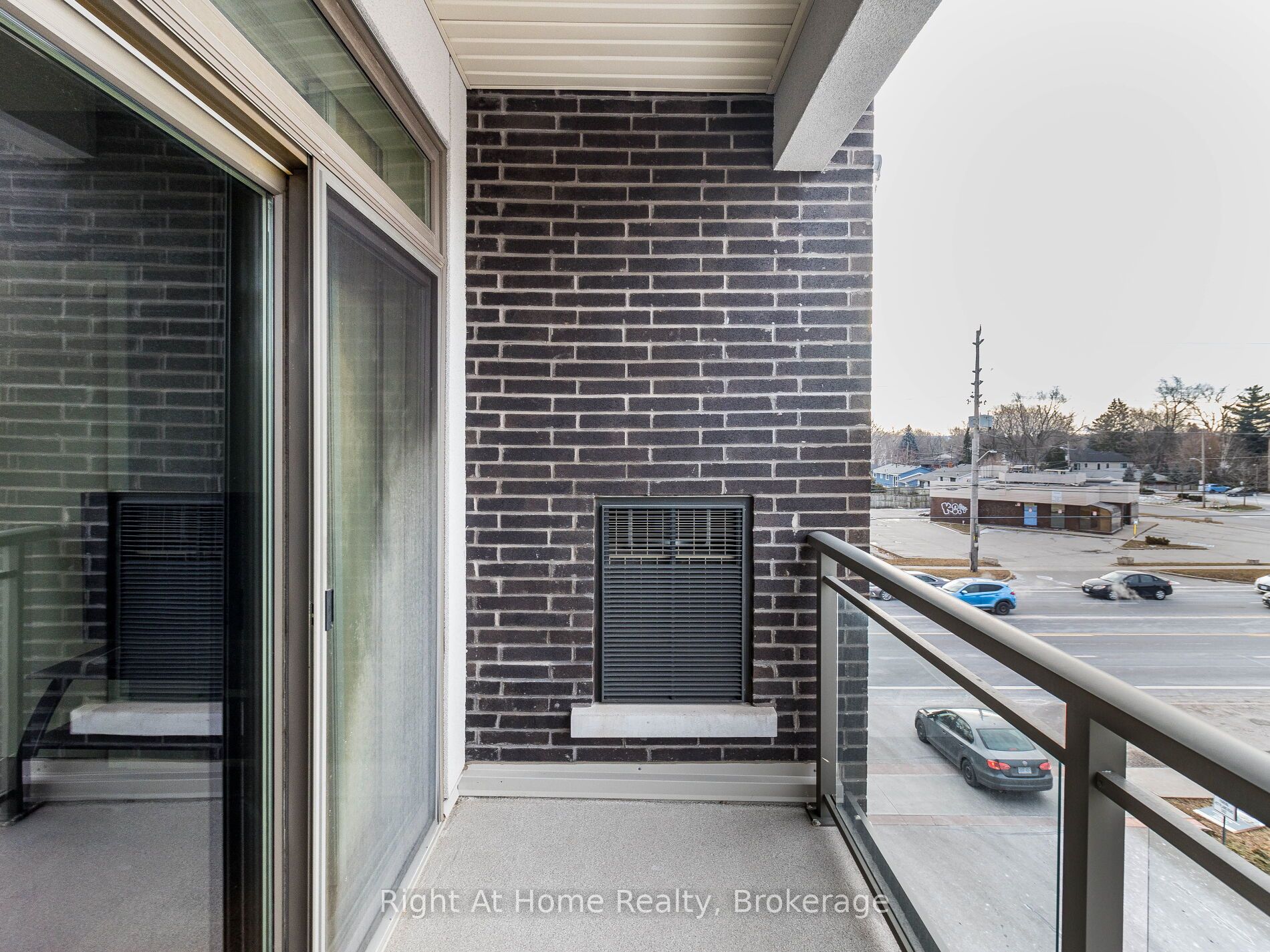 #305 - 457 Plains Road Property Photo 30