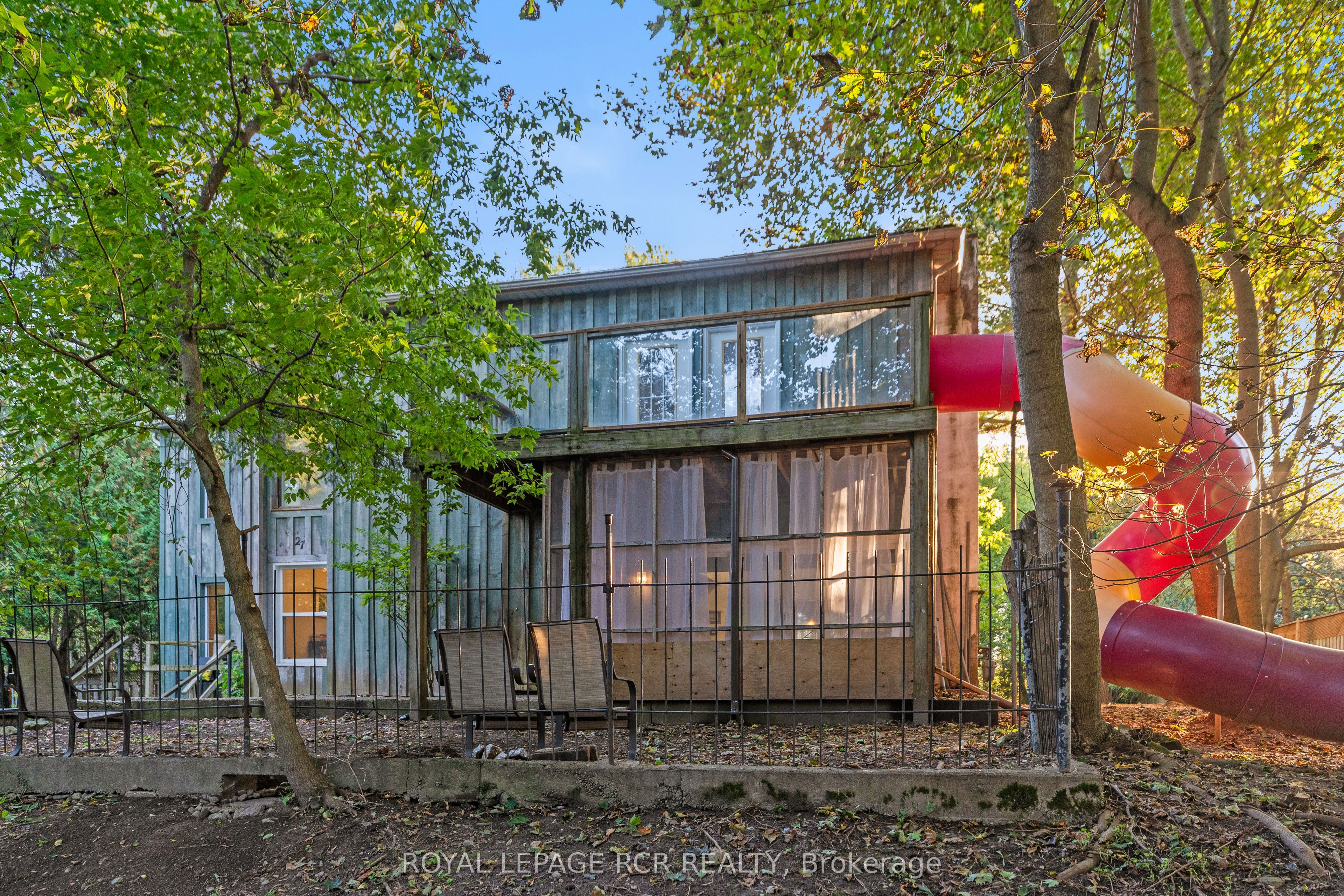 27 John Street Property Photo 3