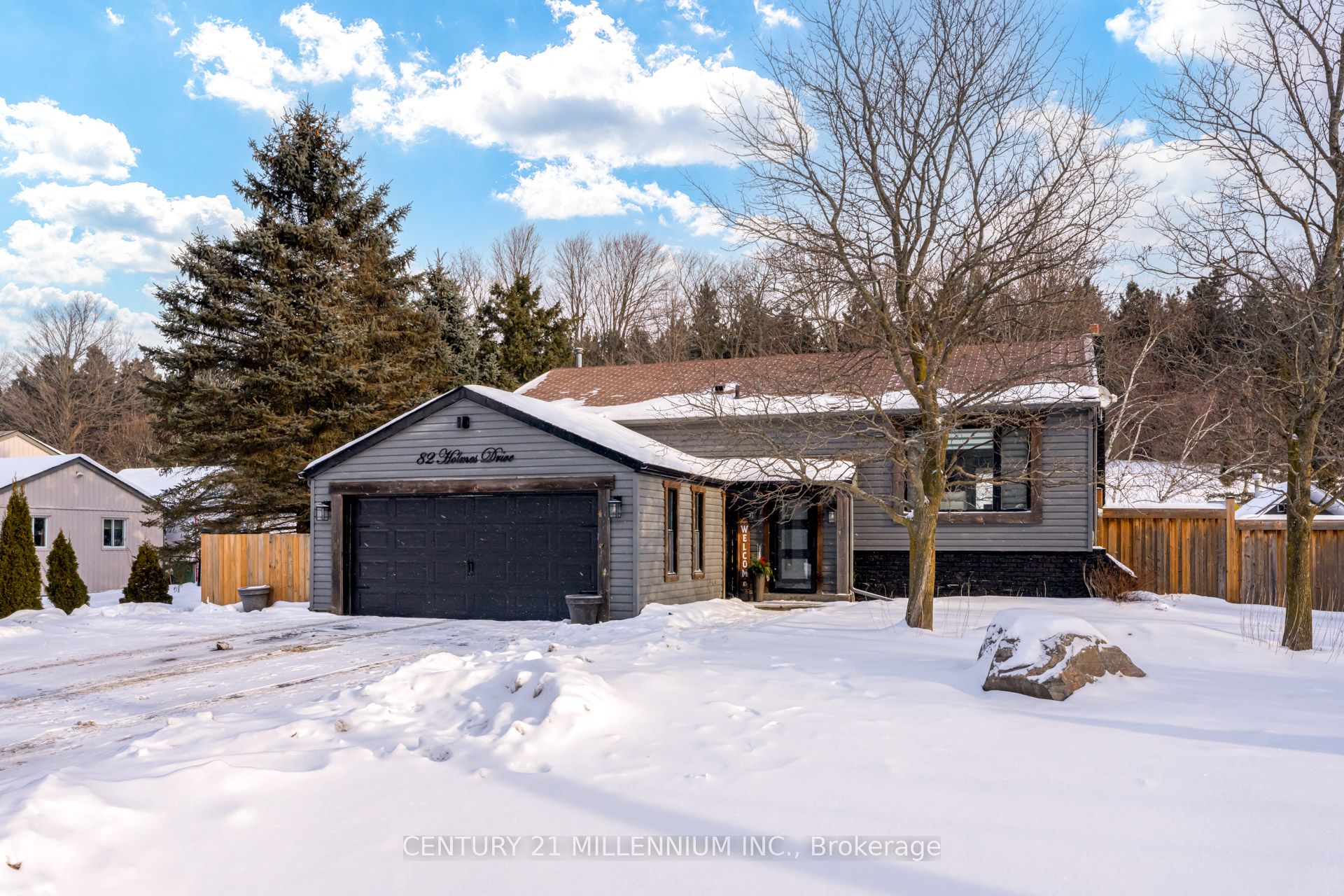 82 Holmes Drive Property Photo 2