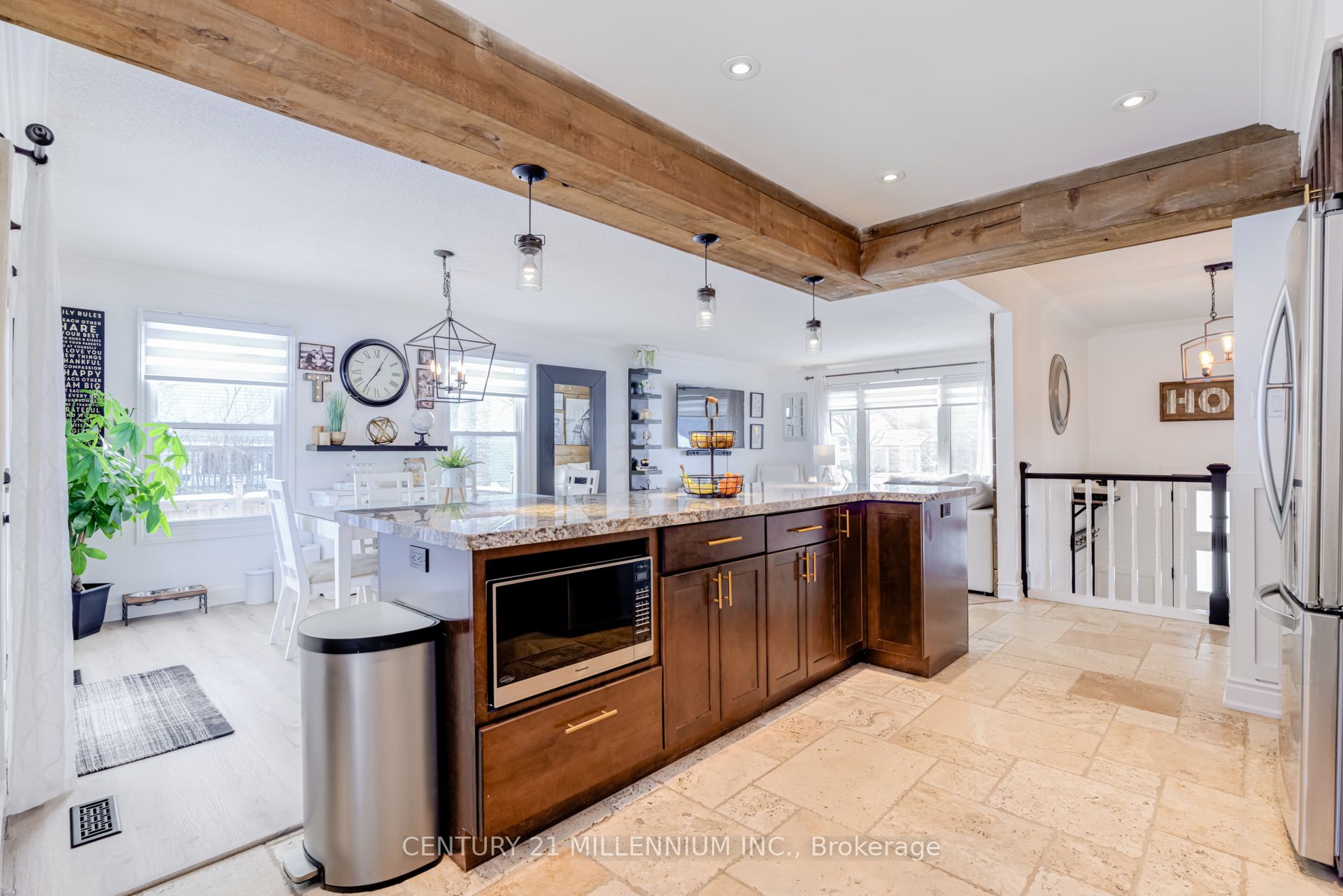 82 Holmes Drive Property Photo 18