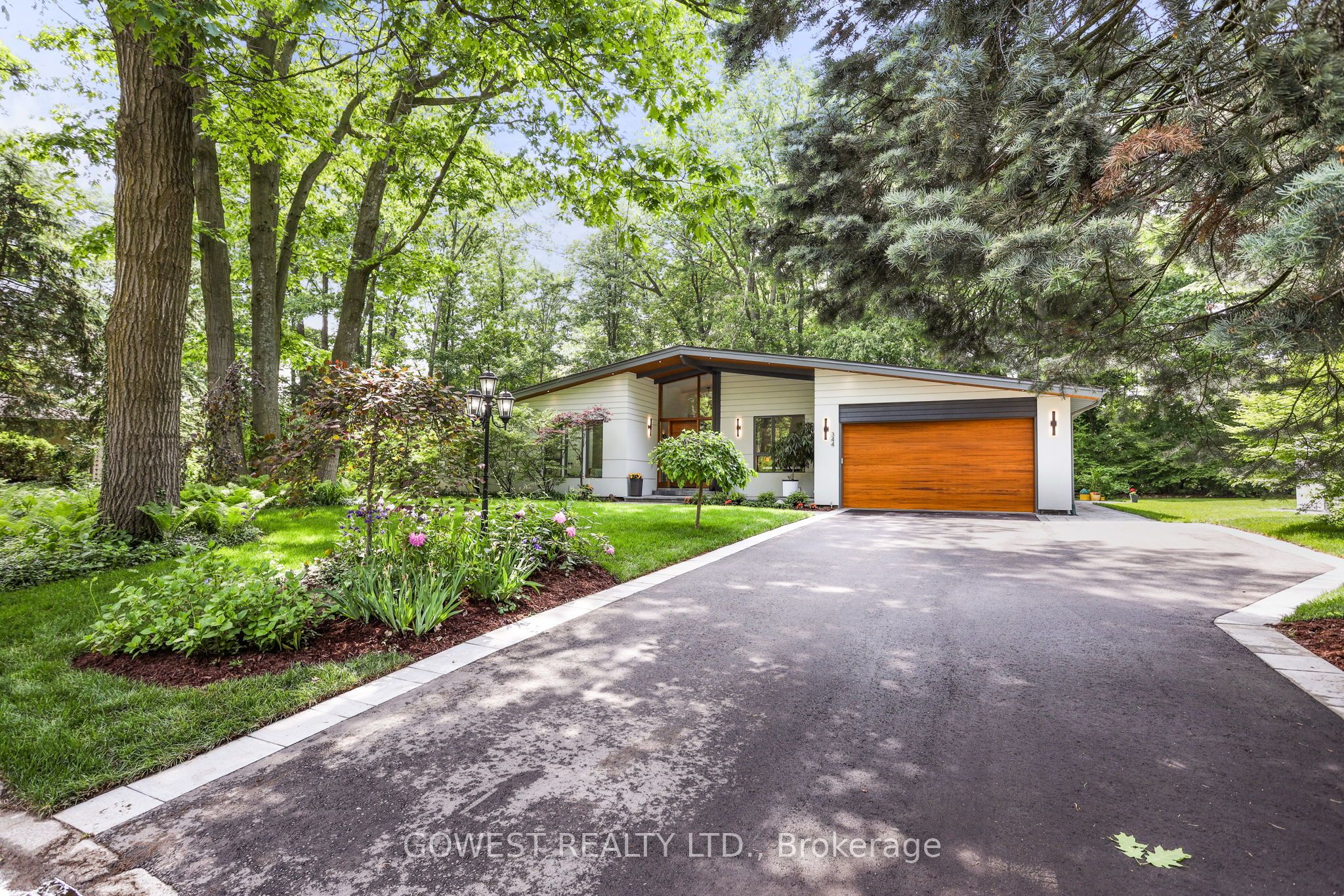 344 Dalewood Drive Property Photo 1