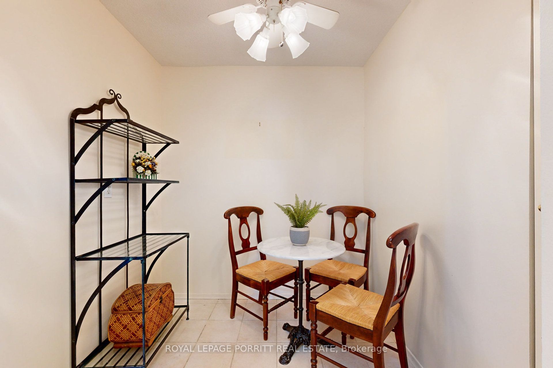 #510 - 1535 Lakeshore Road Property Photo 8