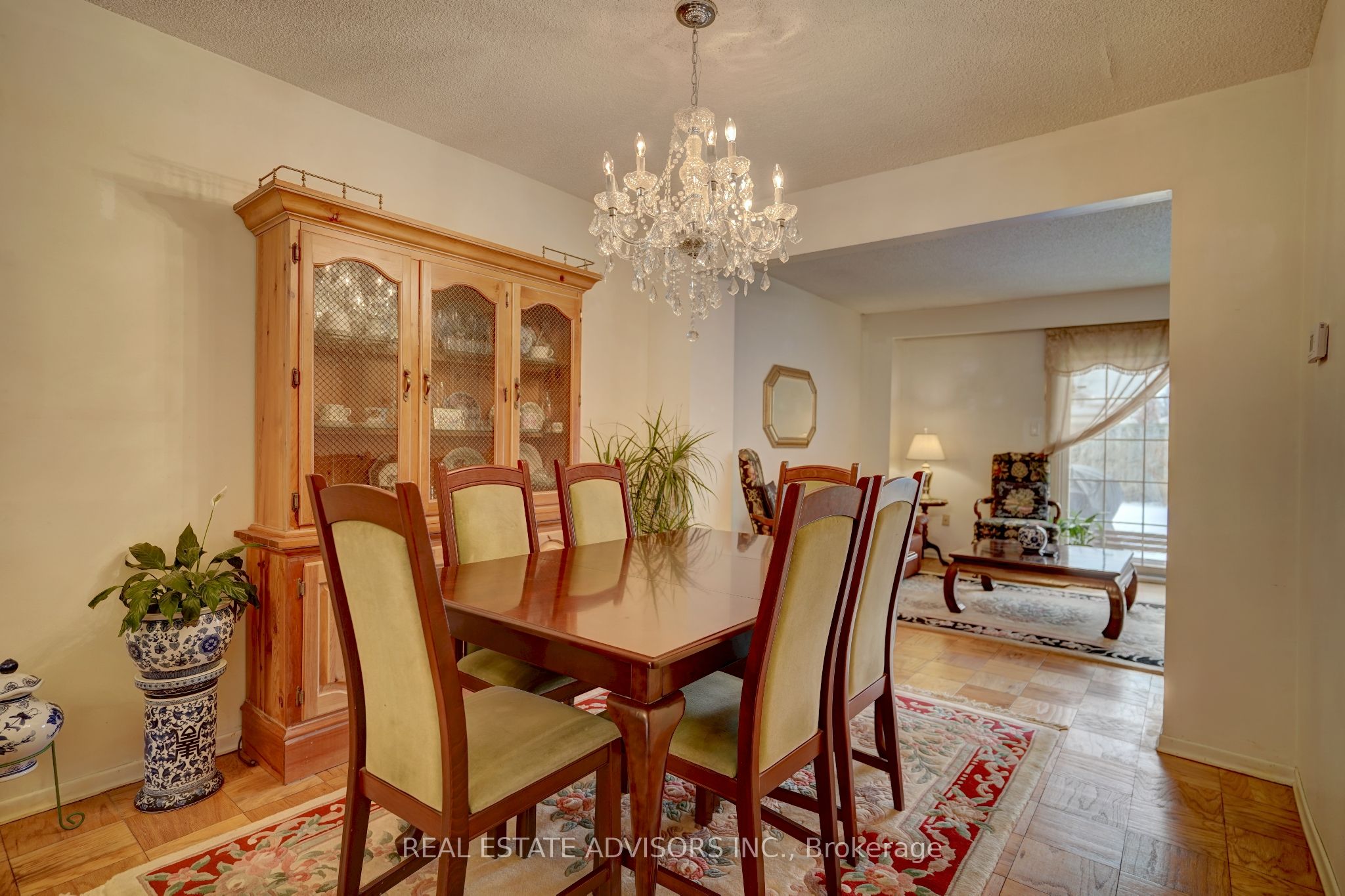 #47 - 3175 Kirwin Avenue Property Photo 6