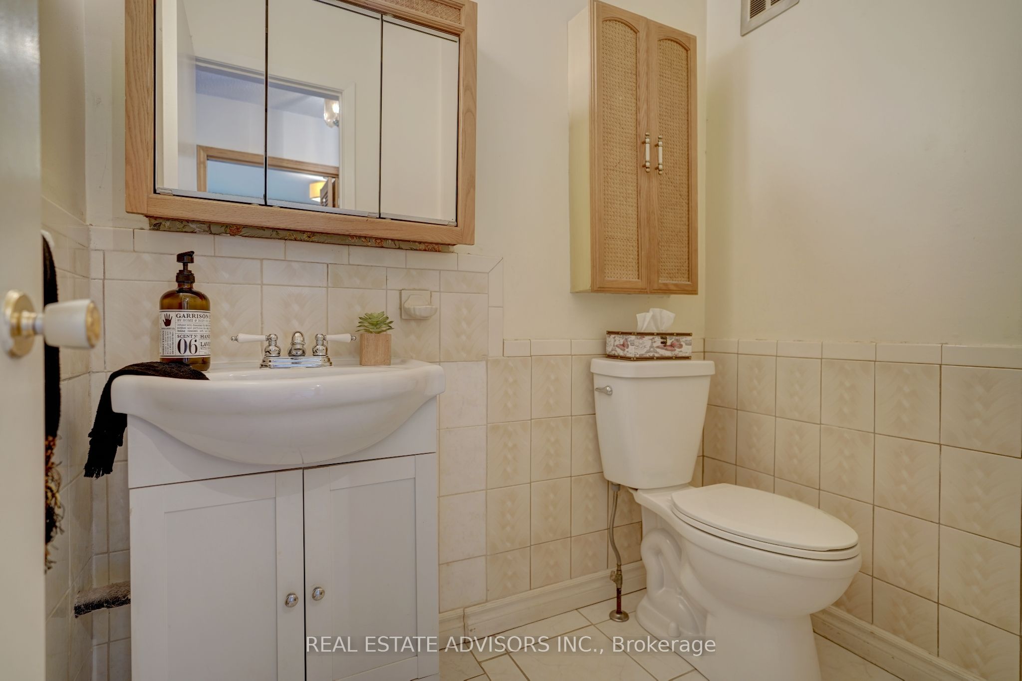 #47 - 3175 Kirwin Avenue Property Photo 12