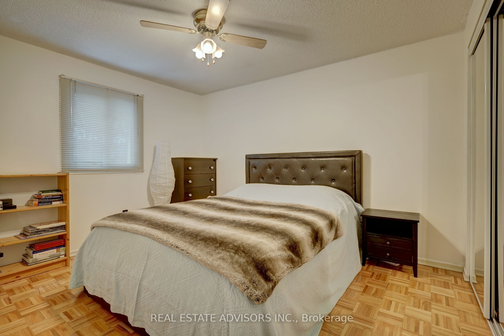 #47 - 3175 Kirwin Avenue Property Photo 16