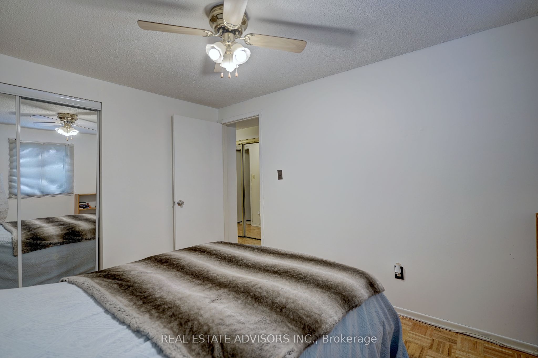 #47 - 3175 Kirwin Avenue Property Photo 17