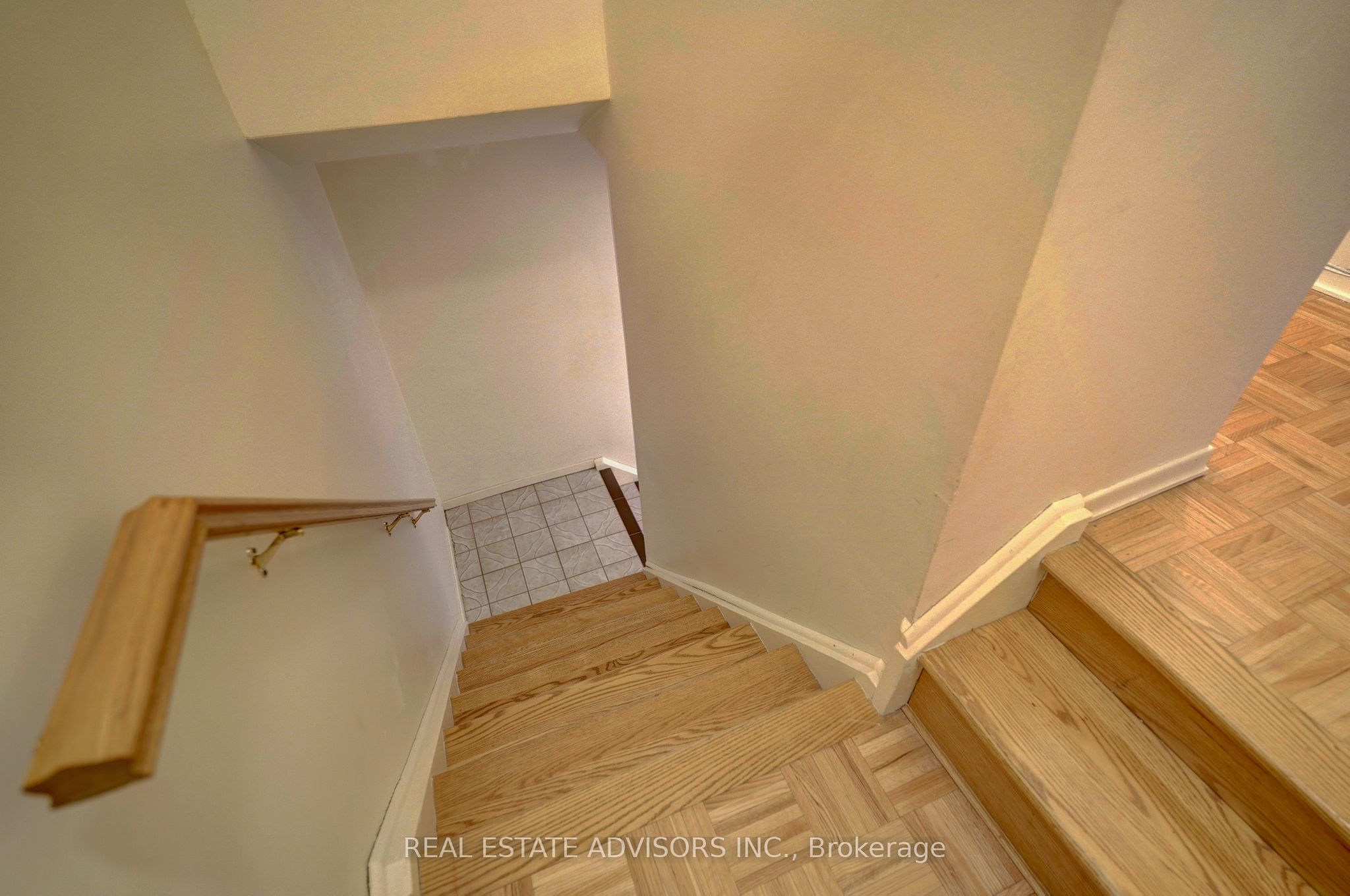 #47 - 3175 Kirwin Avenue Property Photo 21