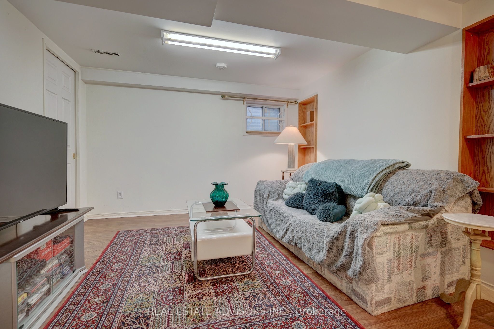 #47 - 3175 Kirwin Avenue Property Photo 23