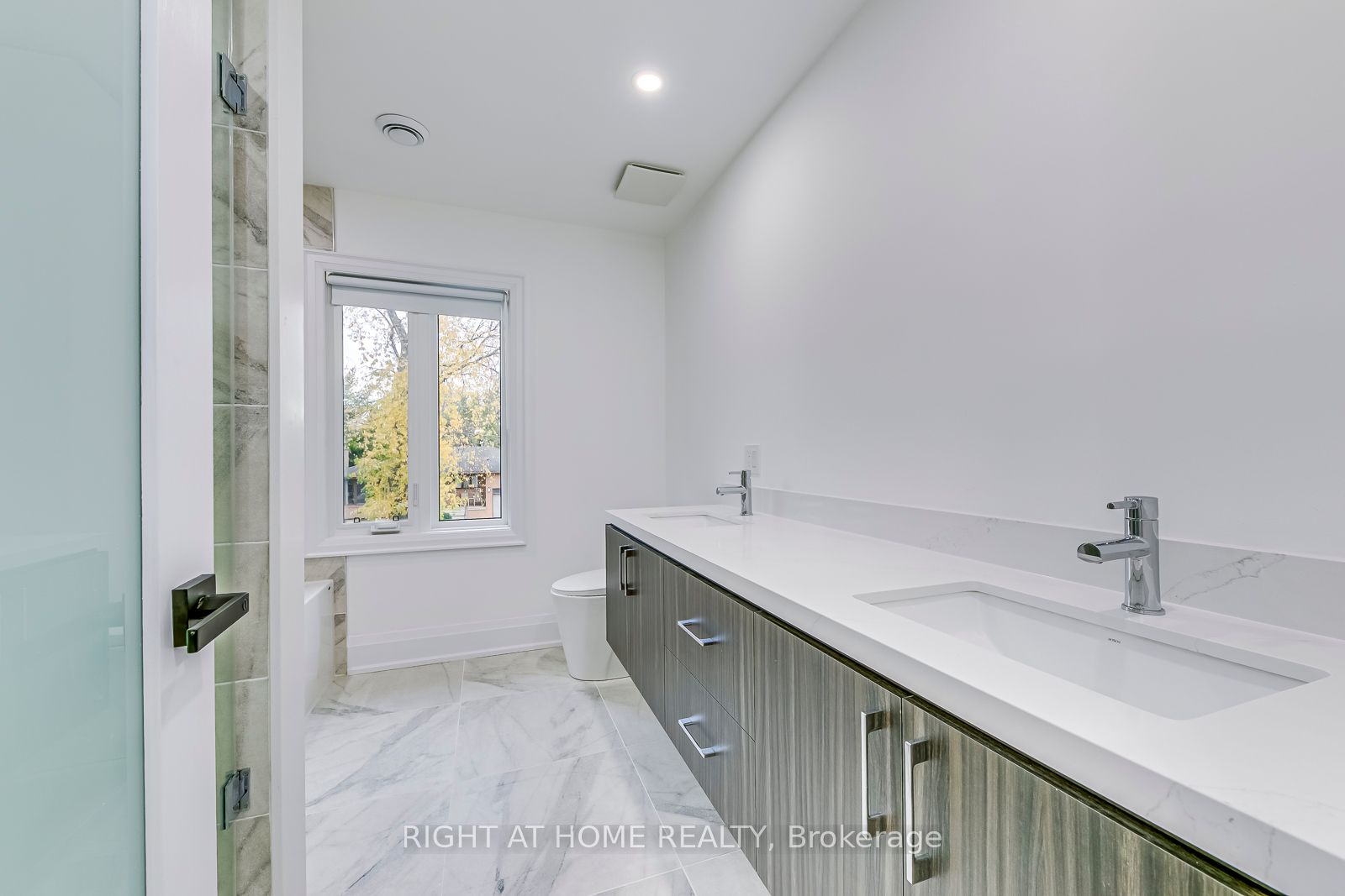 5 Enfield Avenue Property Photo 17
