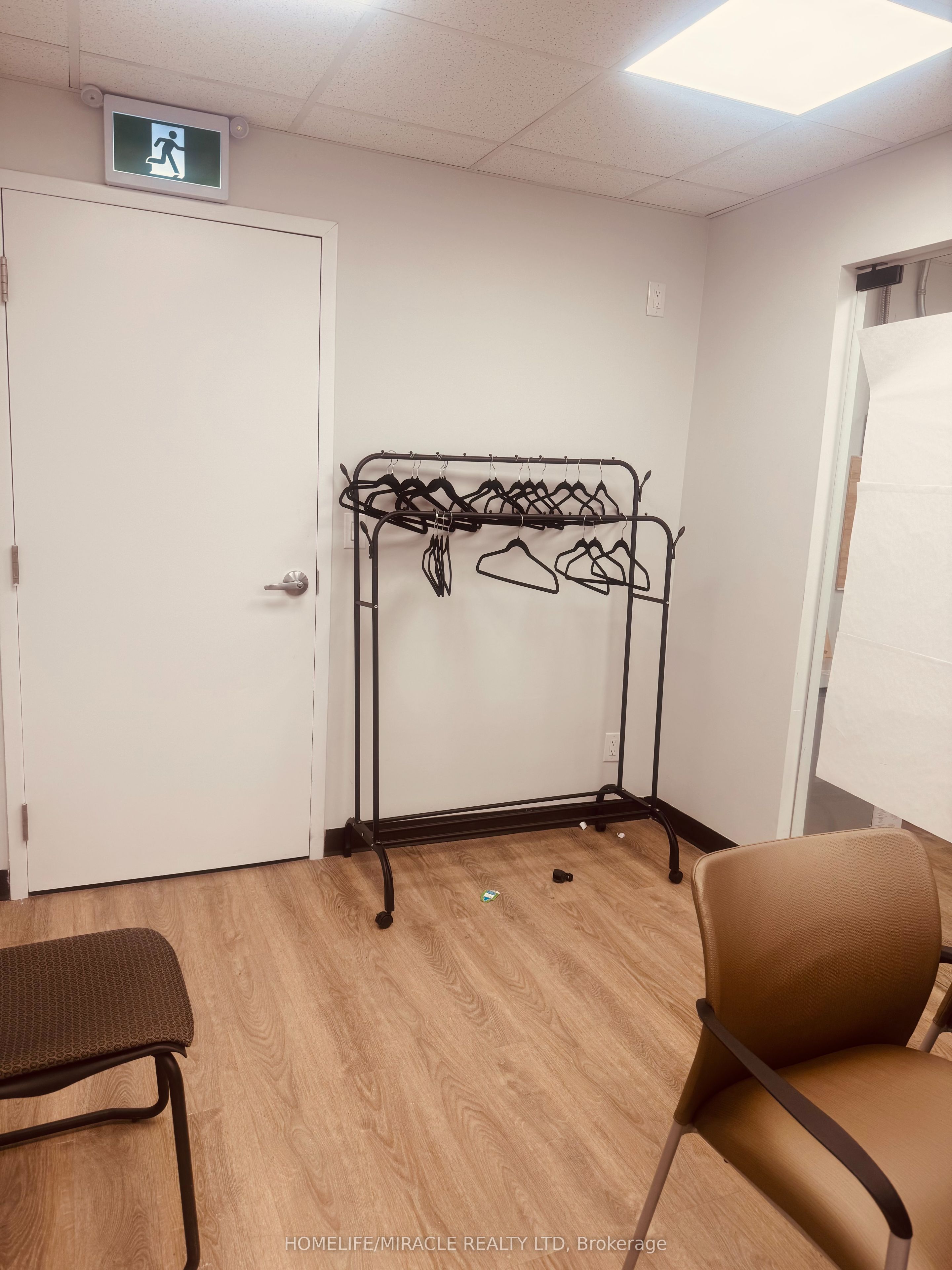 #b4 - 10095 Bramalea Road Property Photo 12