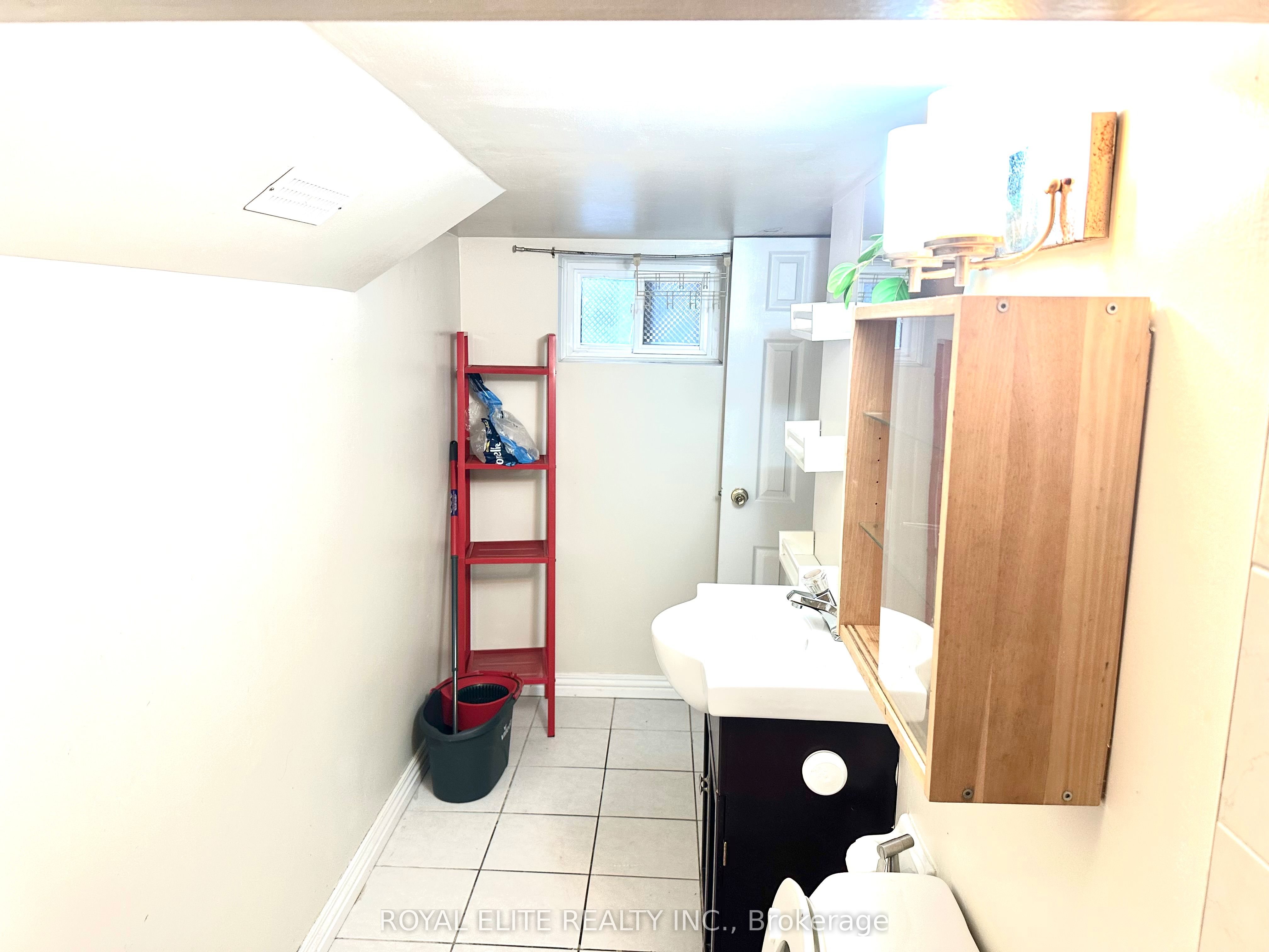 428 Westmoreland Avenue Property Photo 6
