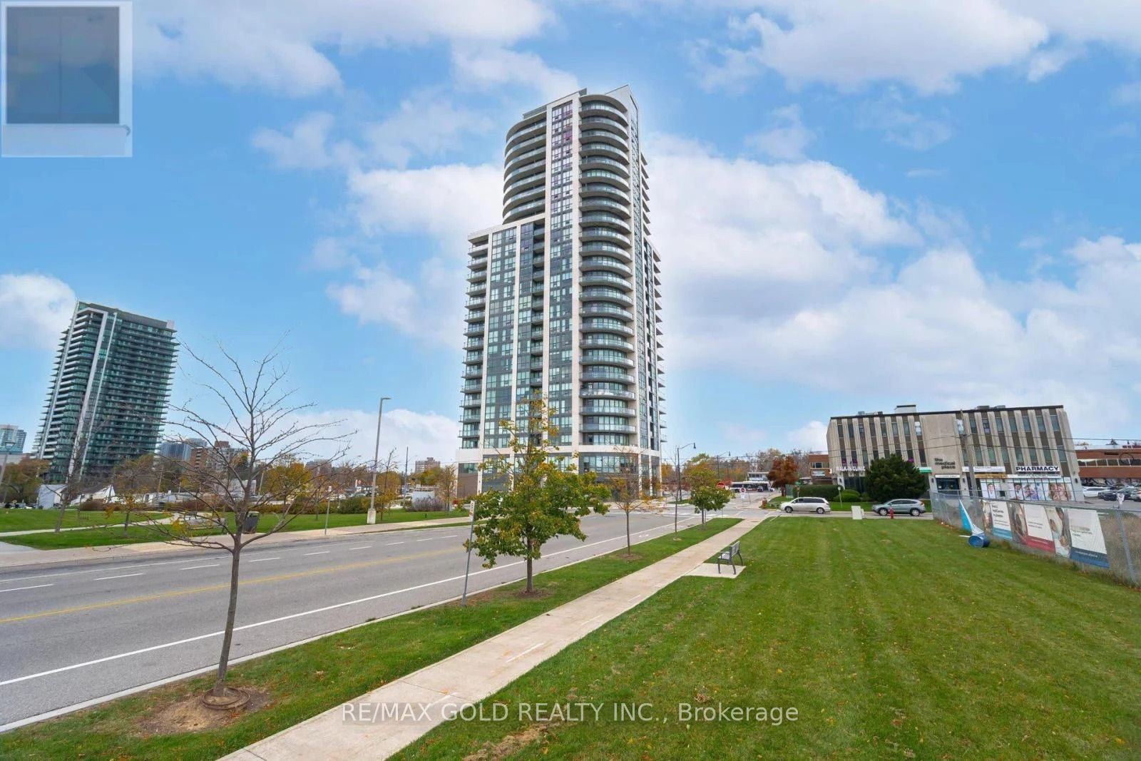 #2502 - 15 Lynch Street Property Photo 1