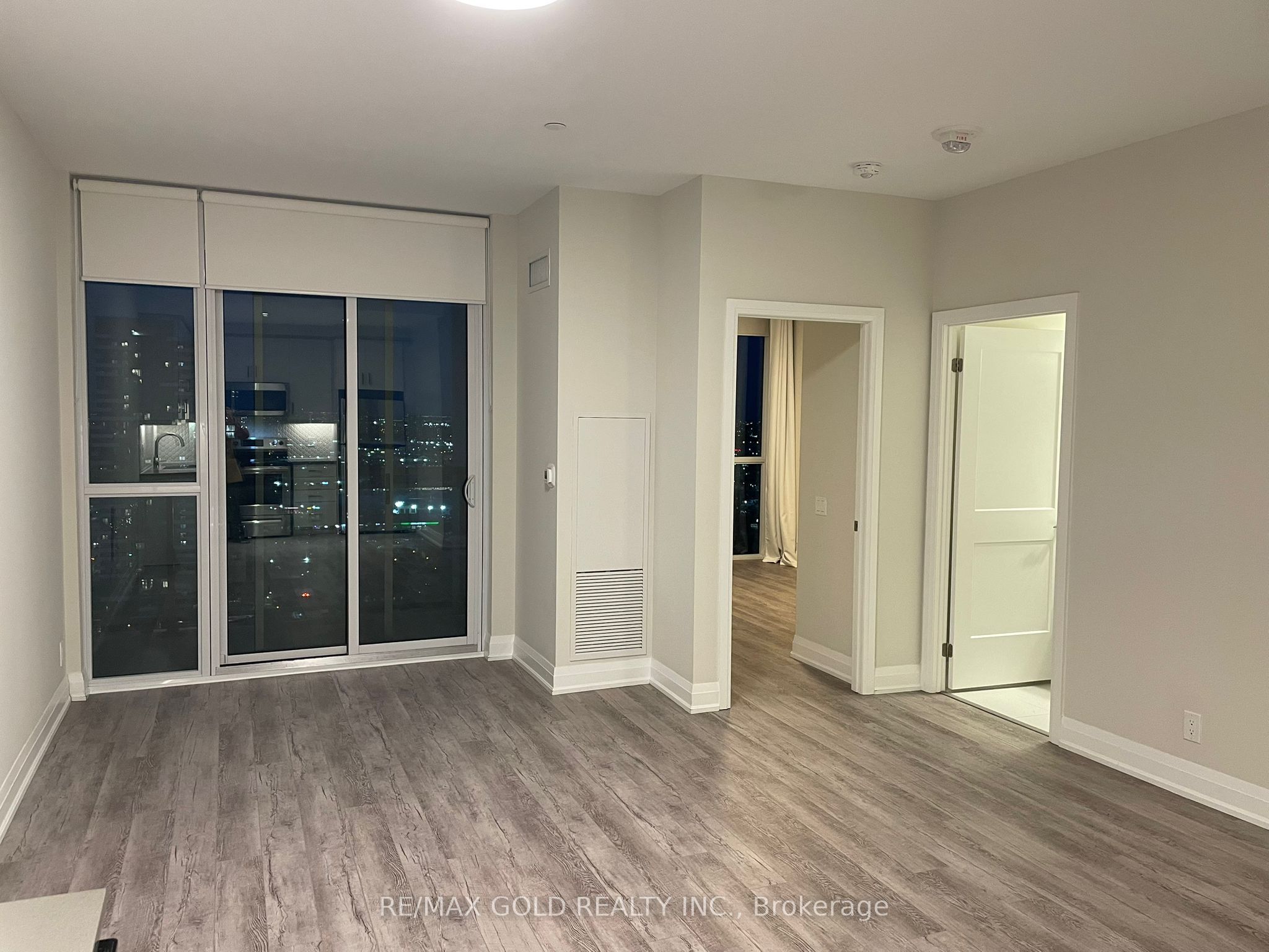 #2502 - 15 Lynch Street Property Photo 30