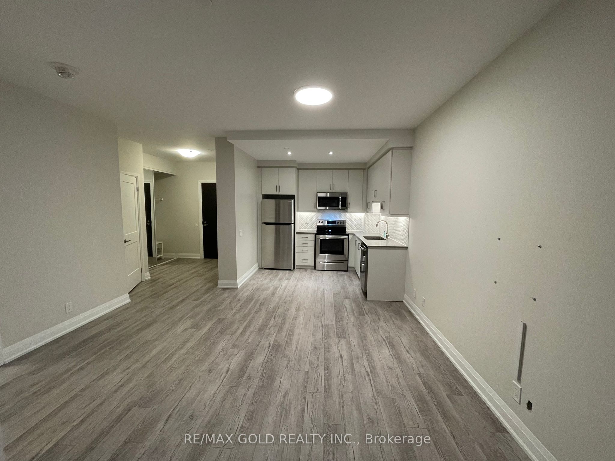 #2502 - 15 Lynch Street Property Photo 34